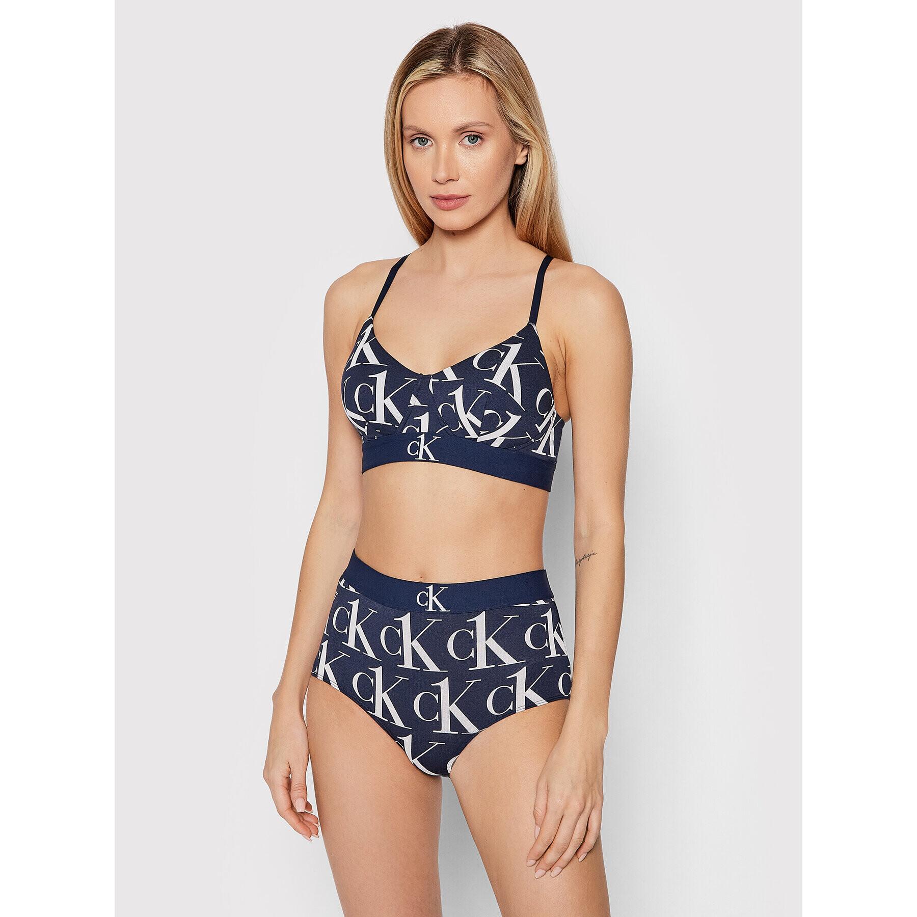 Calvin Klein Underwear Podprsenka bez kostic 000QF6670E Tmavomodrá - Pepit.cz