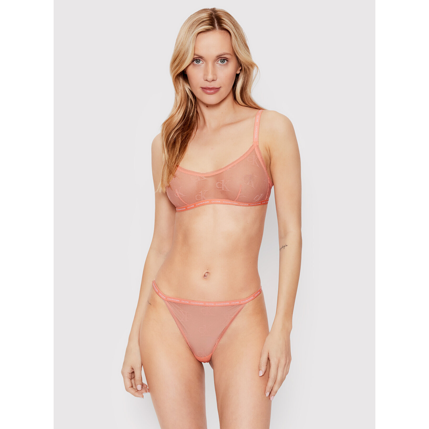 Calvin Klein Underwear Podprsenka bez kostic 000QF6786E Oranžová - Pepit.cz