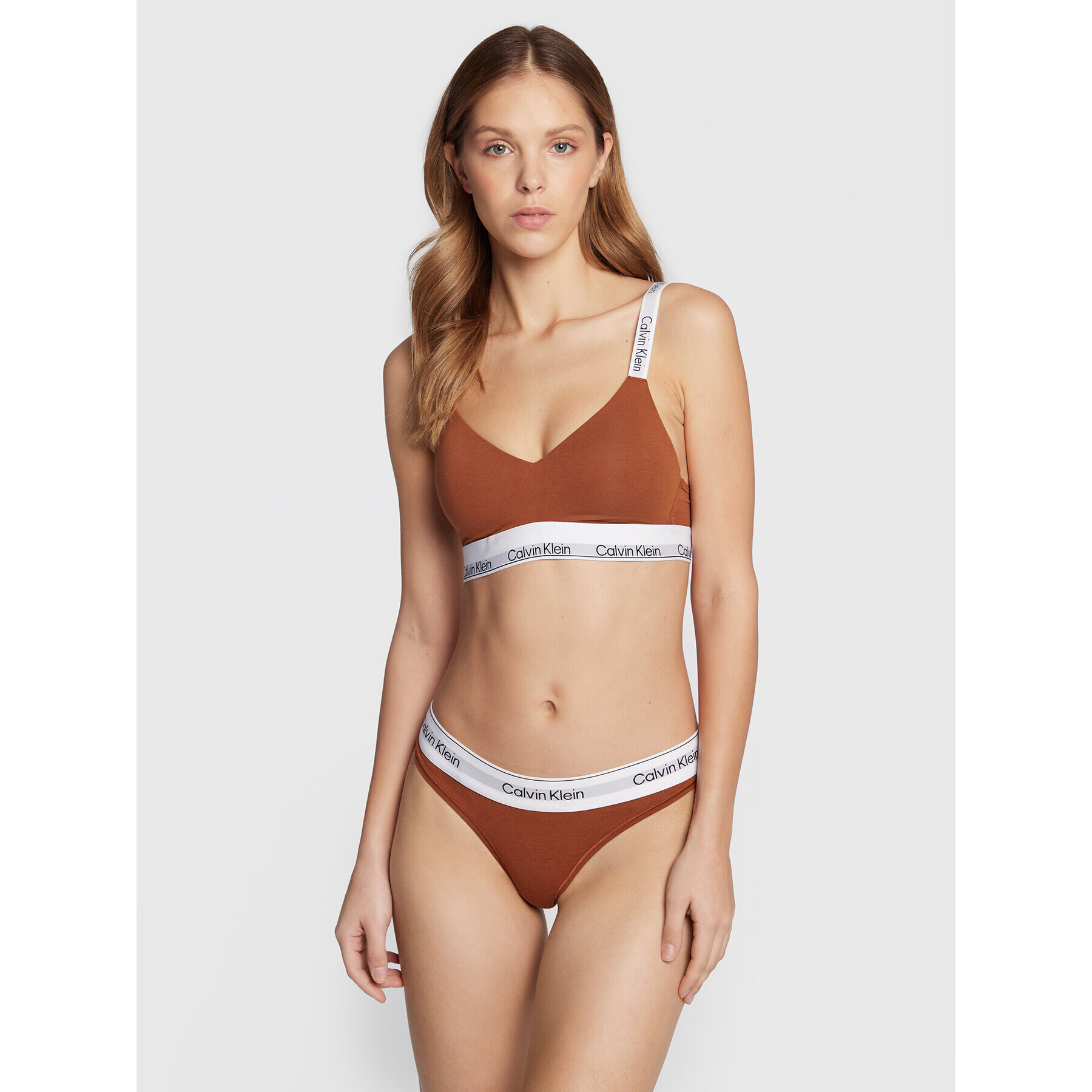 Calvin Klein Underwear Podprsenka bez kostic 000QF7030E Hnědá - Pepit.cz