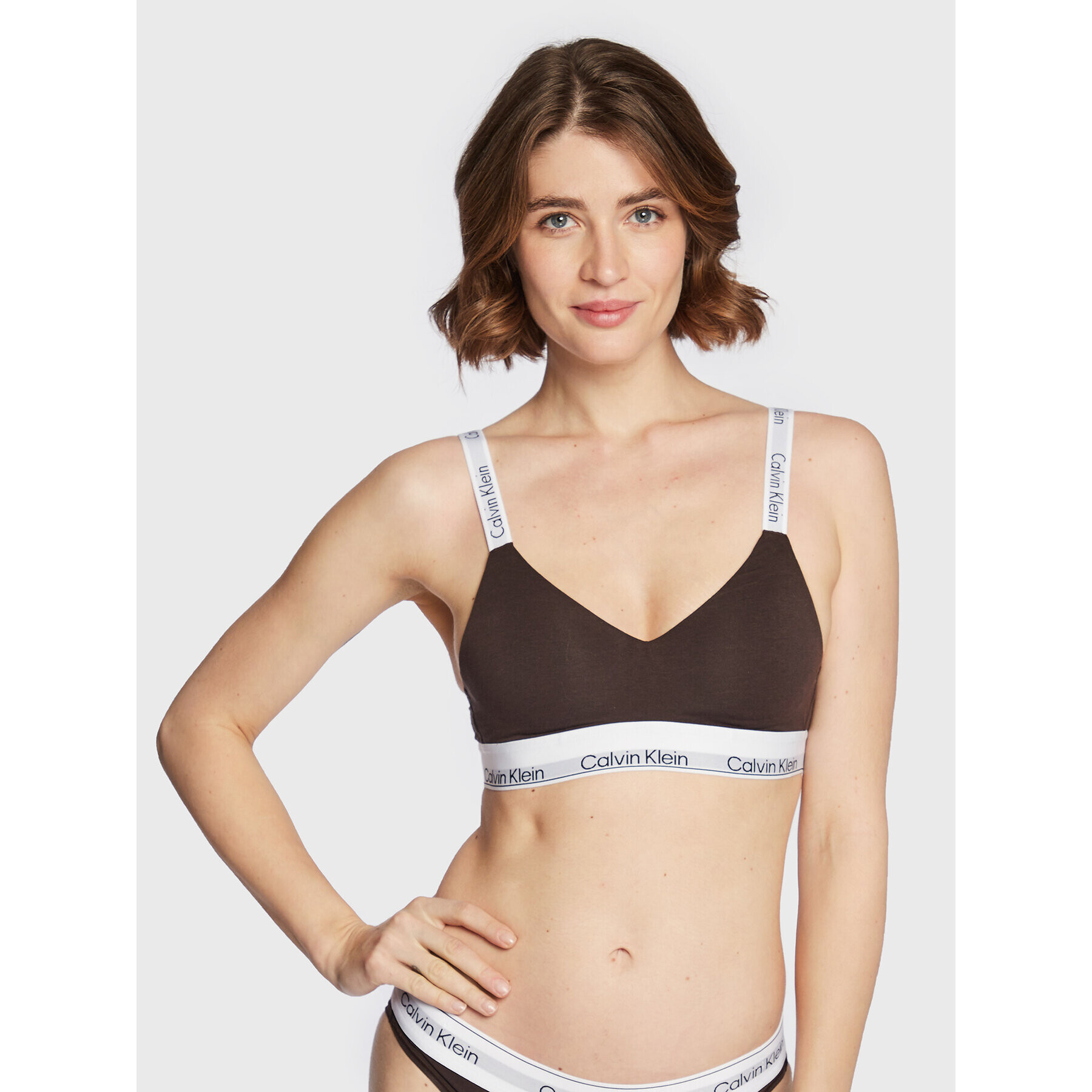 Calvin Klein Underwear Podprsenka bez kostic 000QF7030E Hnědá - Pepit.cz