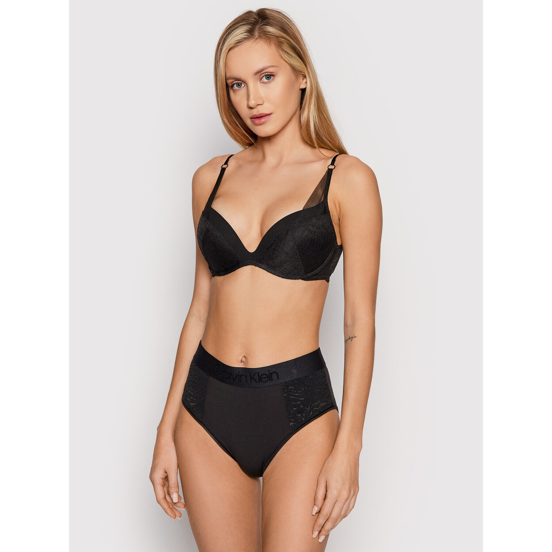 Calvin Klein Underwear Podprsenka Push-up 000QF6645E Černá - Pepit.cz