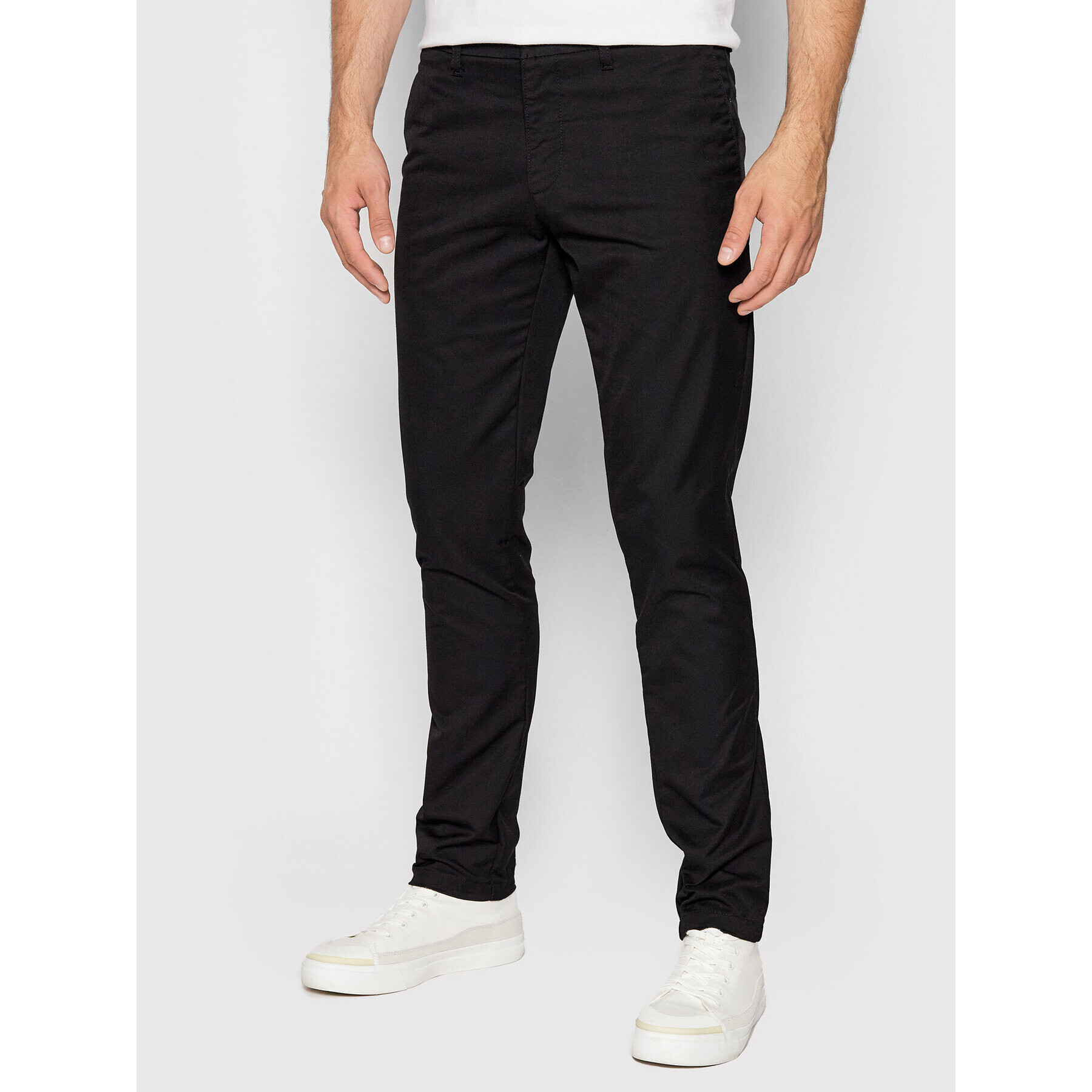 Carhartt WIP Kalhoty z materiálu Sid I003367 Černá Slim Tapered Fit - Pepit.cz