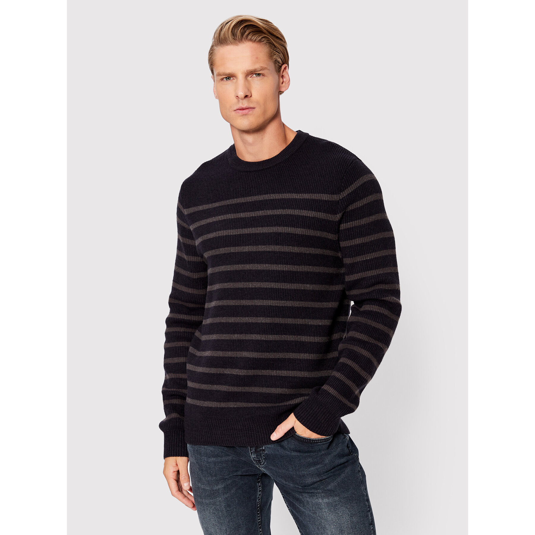 Casual Friday Svetr Karl Striped 20504400 Tmavomodrá Regular Fit - Pepit.cz