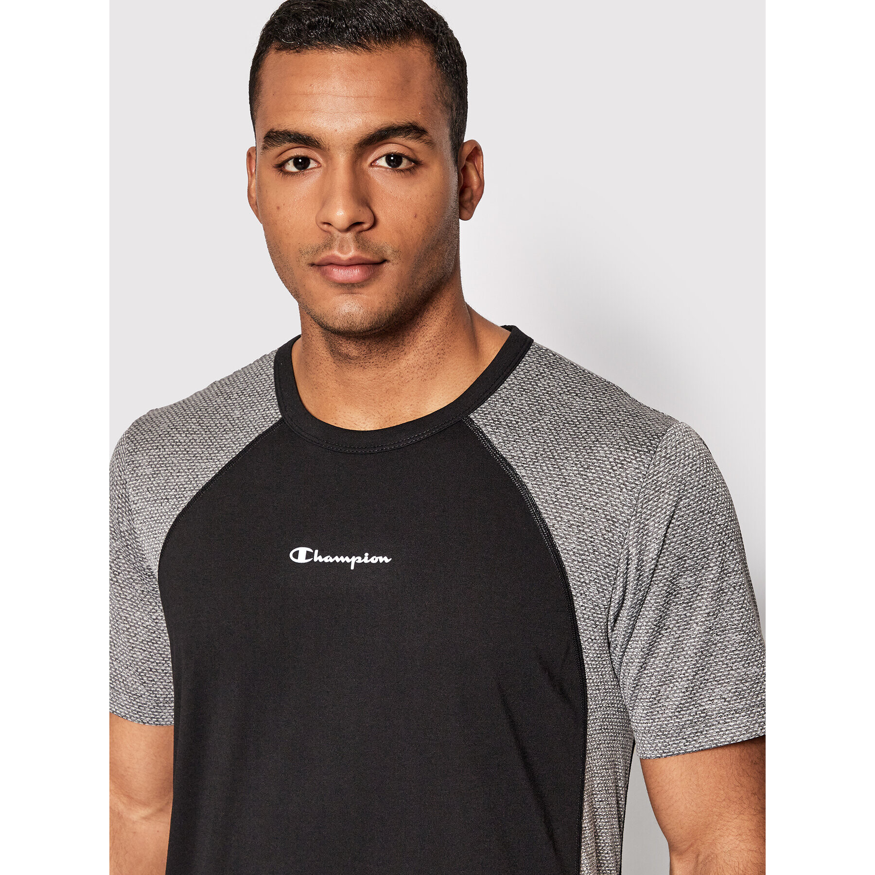 Champion Funkční tričko Micro Mesh Insert 217111 Černá Athletic Fit - Pepit.cz