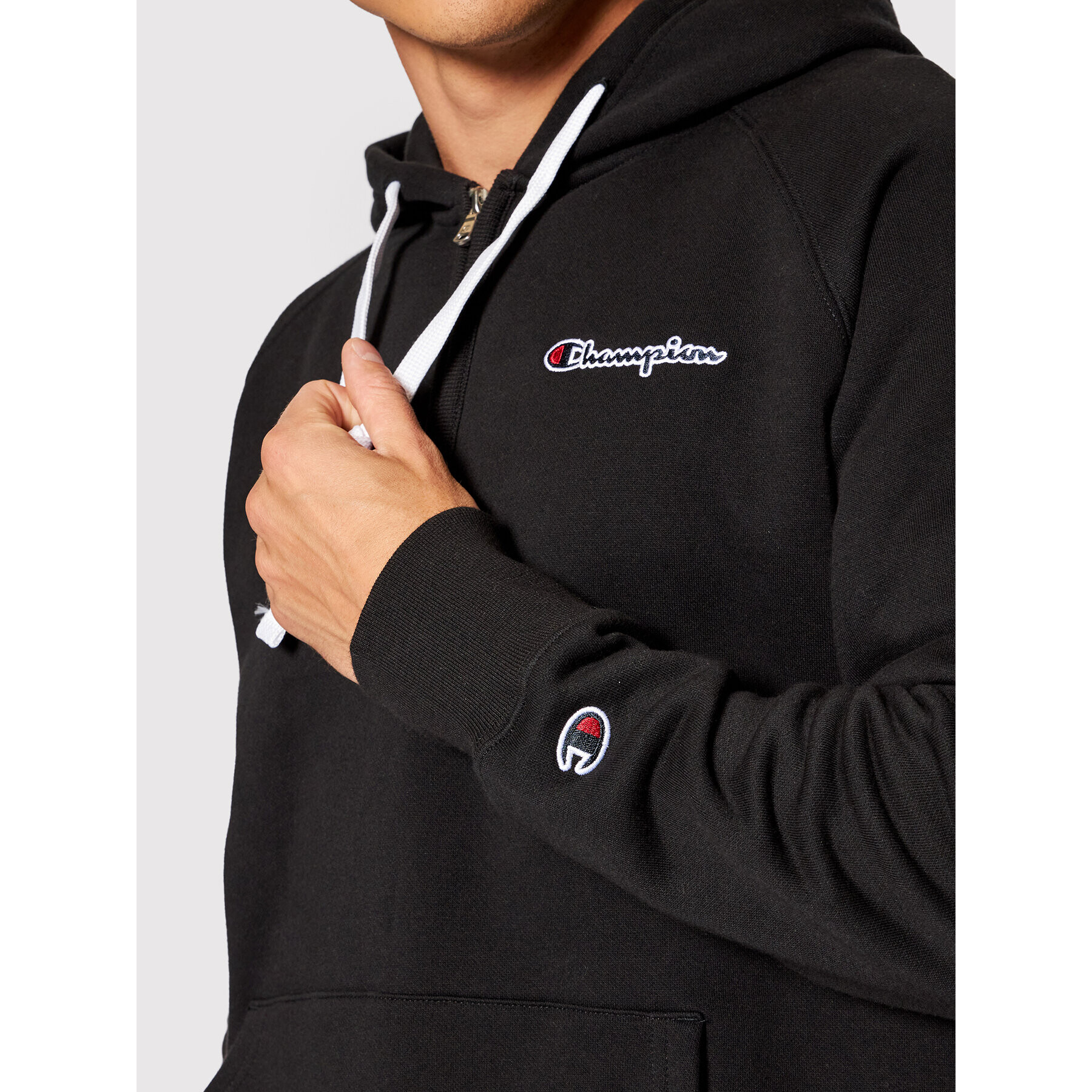 Champion Mikina Script Logo 216483 Černá Regular Fit - Pepit.cz