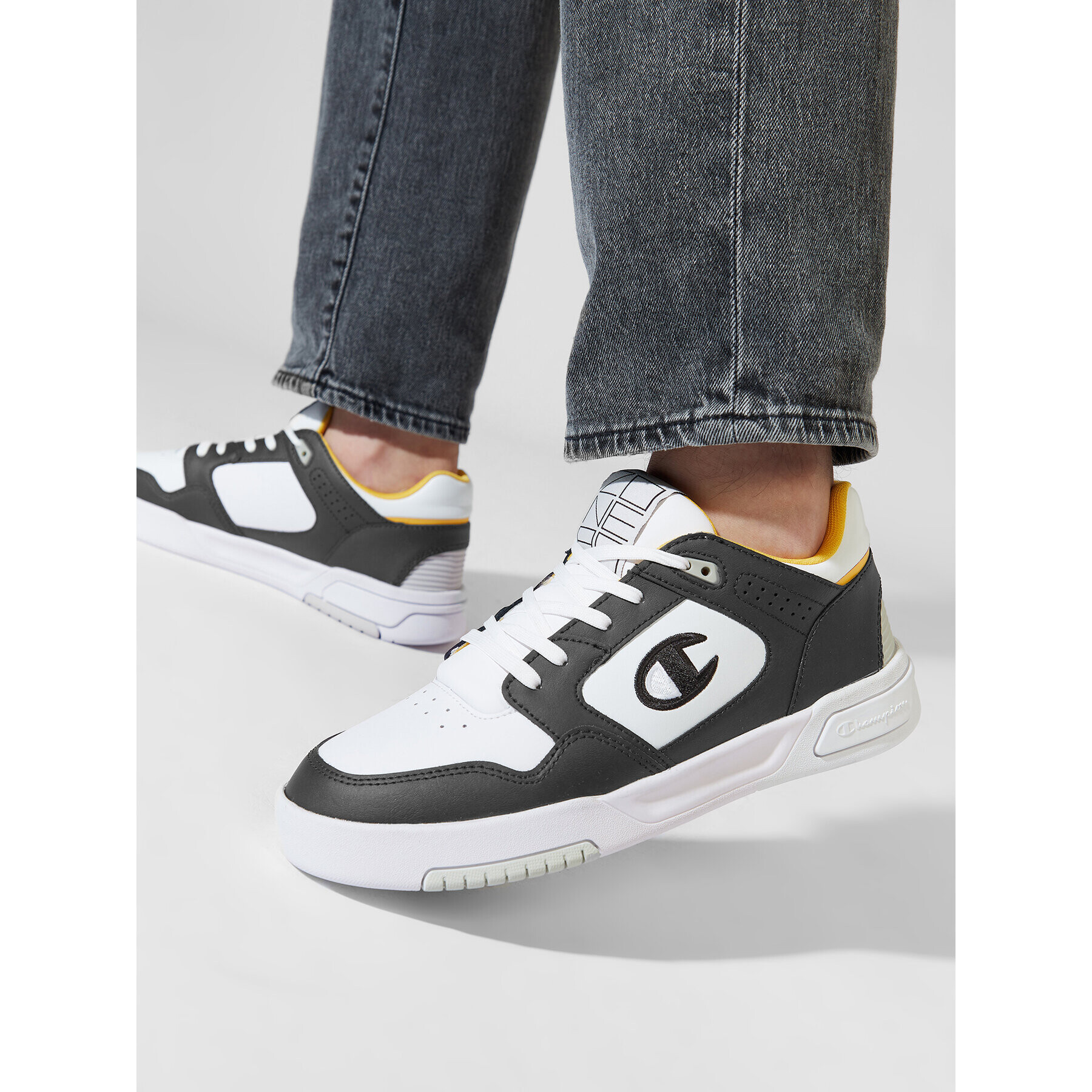 Champion Sneakersy Z80 Low S21877-CHA-KK003 Bílá - Pepit.cz