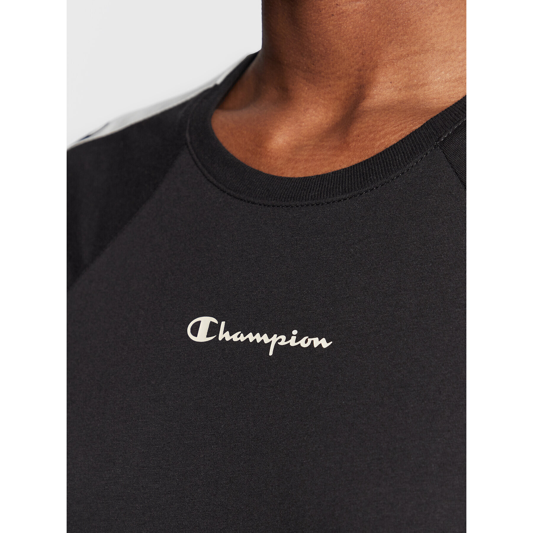 Champion T-Shirt 115578 Černá Regular Fit - Pepit.cz