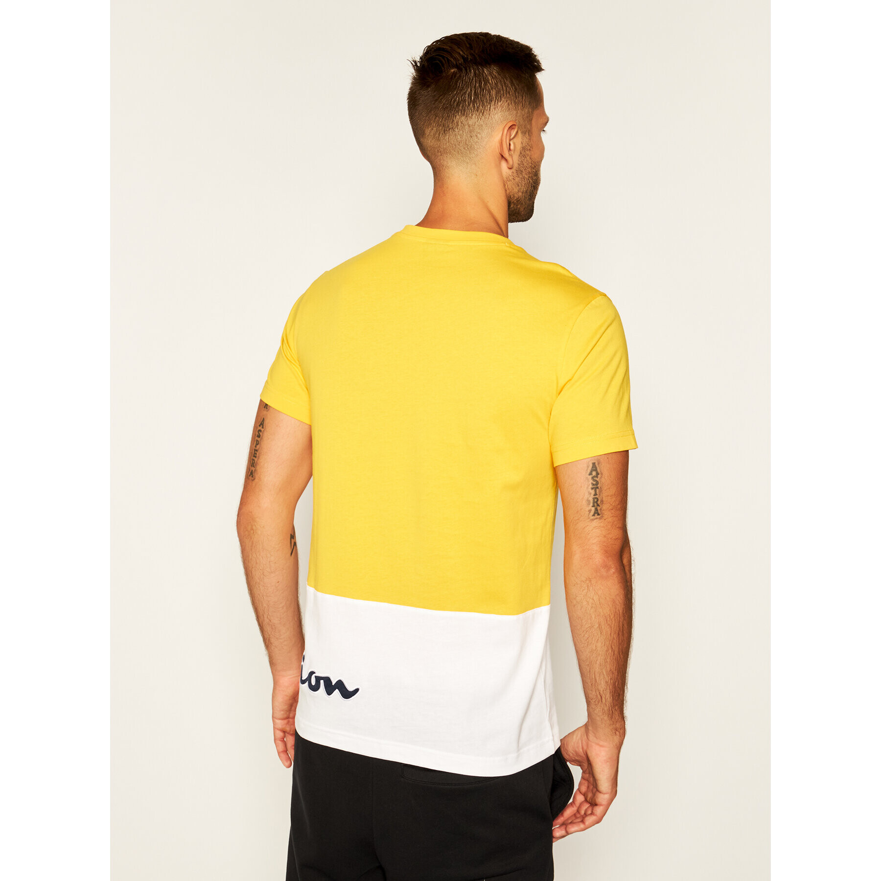 Champion T-Shirt Colour Block Wraparound Logo 214208 Žlutá Regular Fit - Pepit.cz