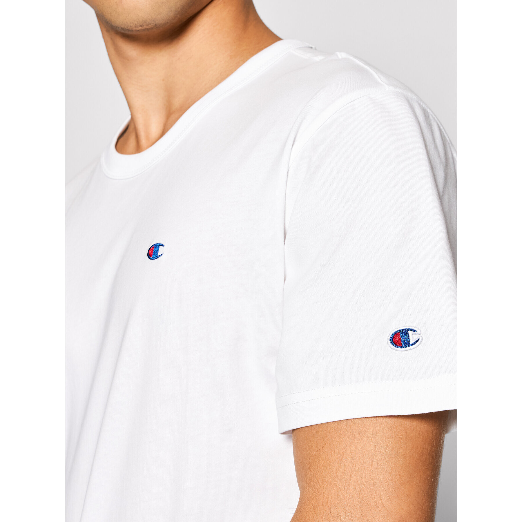 Champion T-Shirt Crewneck 216545 Bílá Regular Fit - Pepit.cz