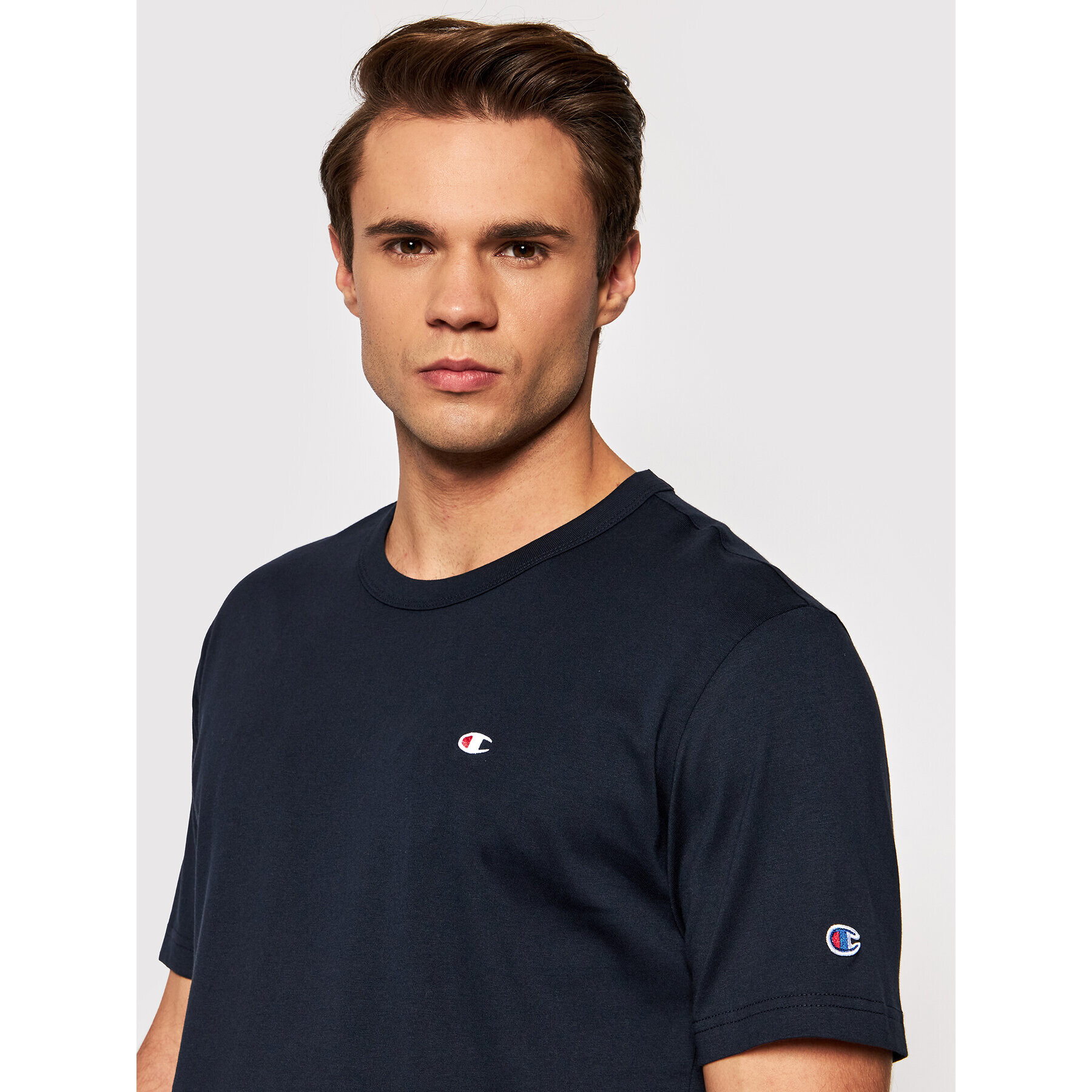 Champion T-Shirt Crewneck 216545 Tmavomodrá Regular Fit - Pepit.cz