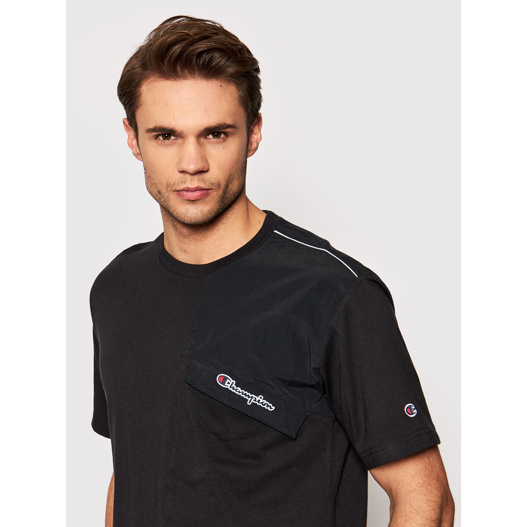 Champion T-Shirt Patchwork 216558 Černá Regular Fit - Pepit.cz