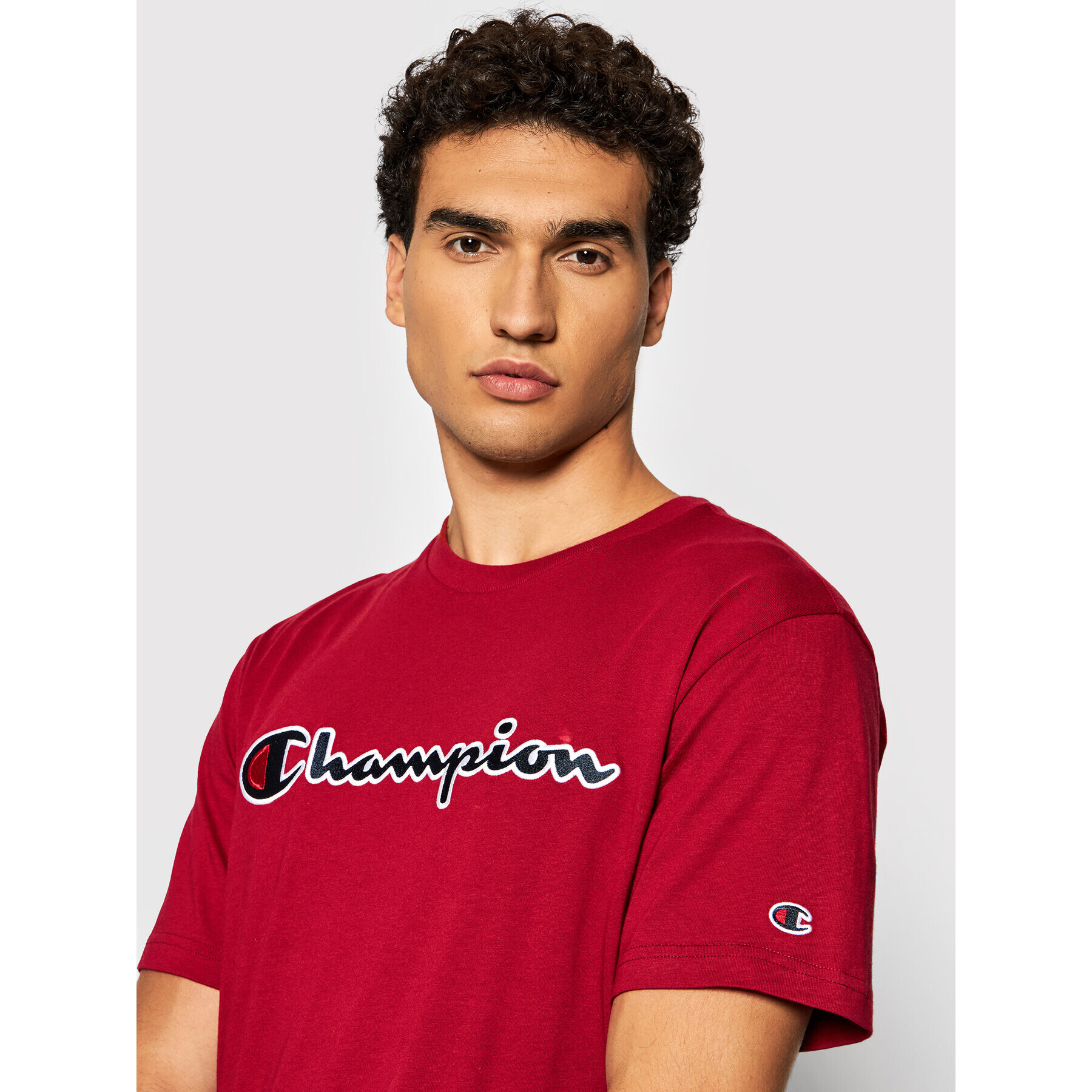 Champion T-Shirt Script Logo 216473 Červená Regular Fit - Pepit.cz