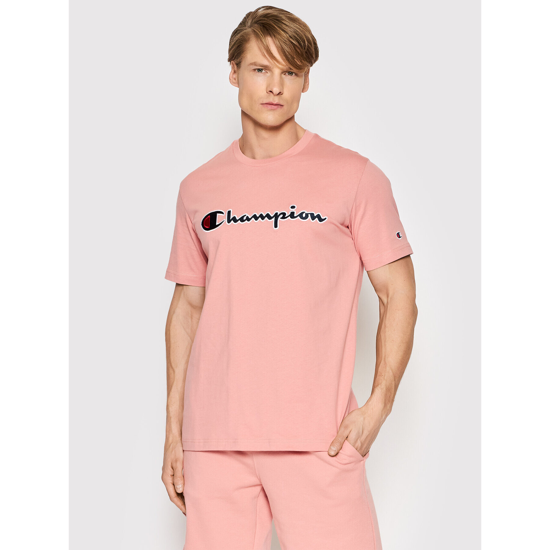 Champion T-Shirt Script Logo 217814 Růžová Comfort Fit - Pepit.cz