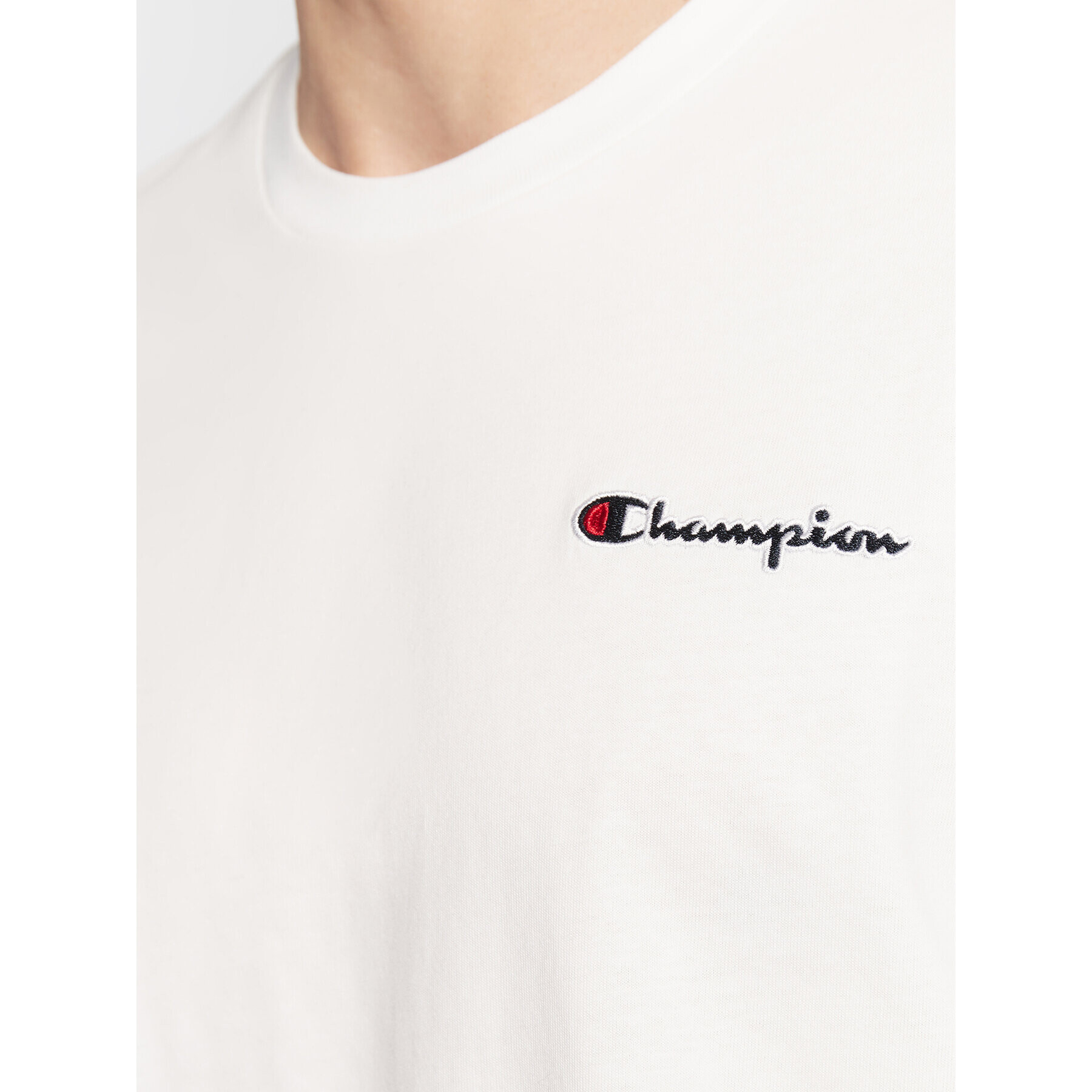 Champion T-Shirt Small Script Logo Embroidery 218006 Bílá Regular Fit - Pepit.cz