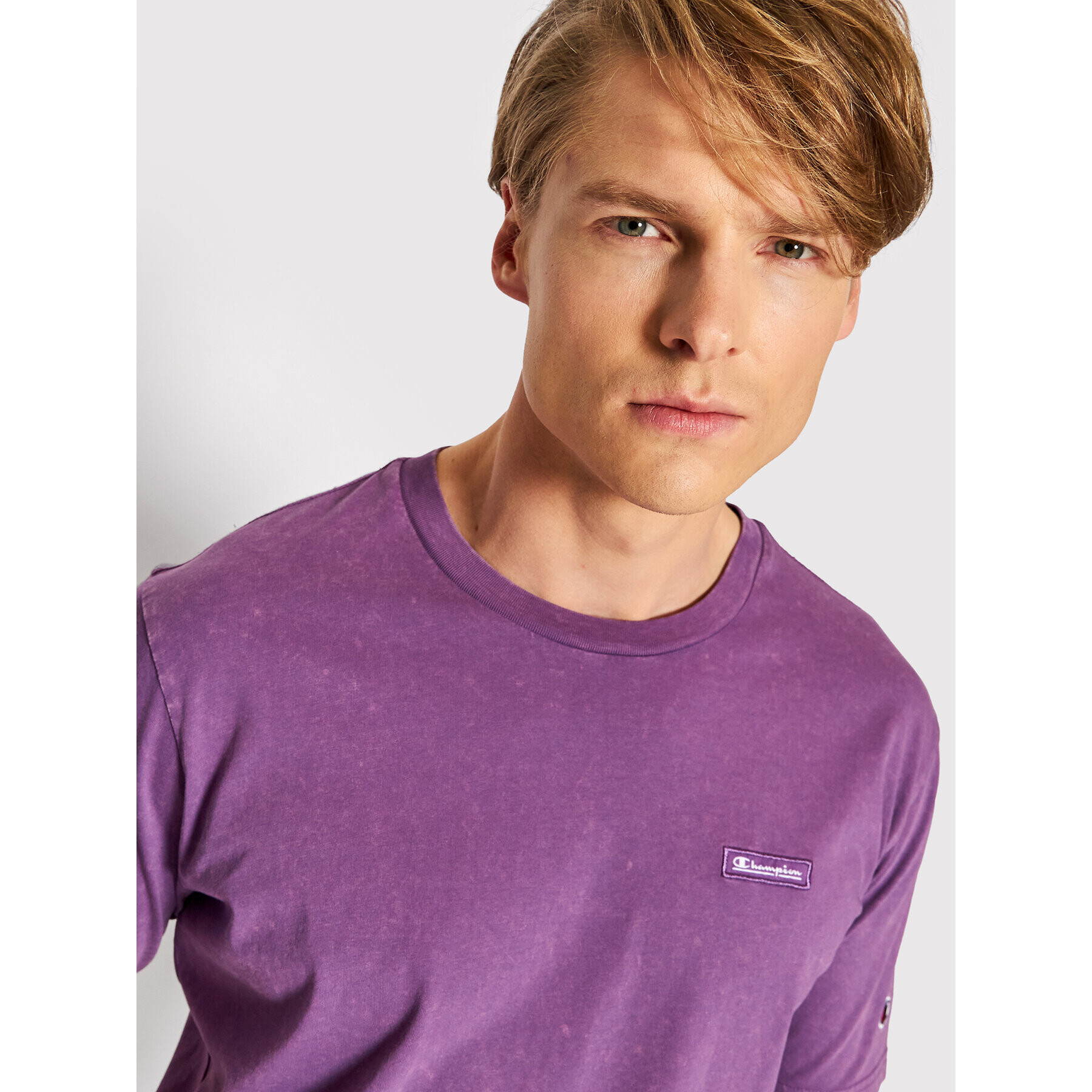 Champion T-Shirt Urban Leisure 217088 Fialová Regular Fit - Pepit.cz