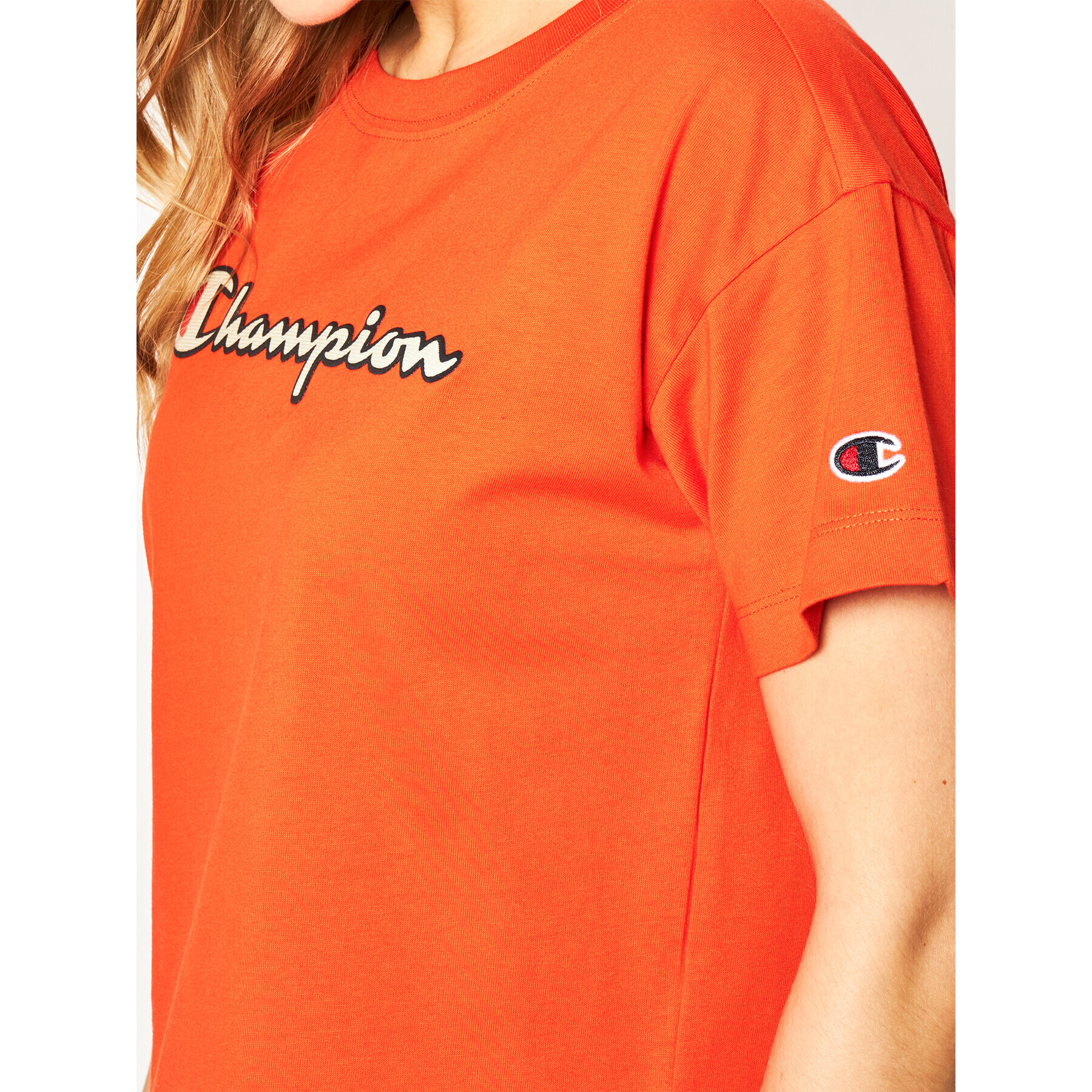 Champion T-Shirt Vintage Script Logo Crew 112650 Oranžová Custom Fit - Pepit.cz