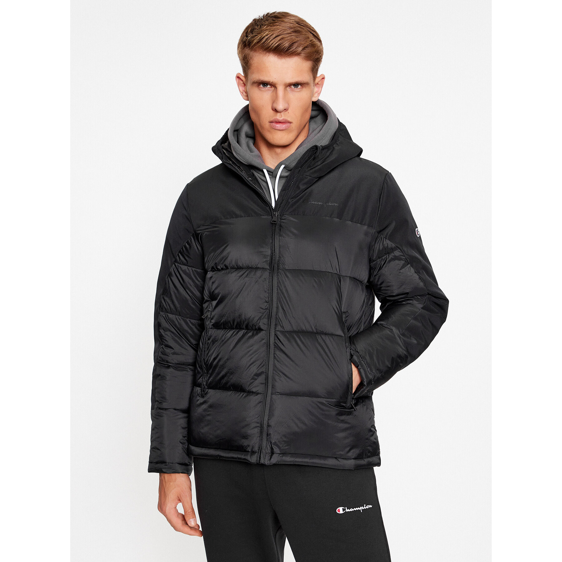 Champion Vatovaná bunda Hooded Jacket 219190 Černá Regular Fit - Pepit.cz