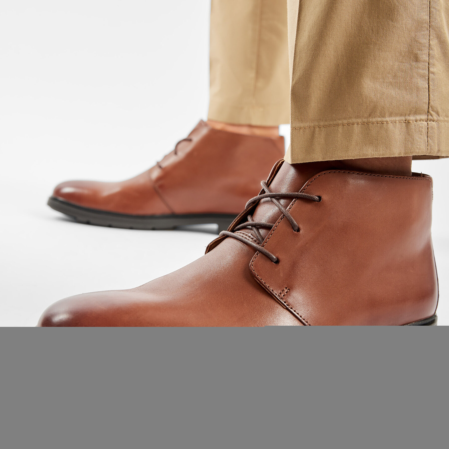 Clarks Kotníková obuv Un Tailor Mid 261446787 Hnědá - Pepit.cz