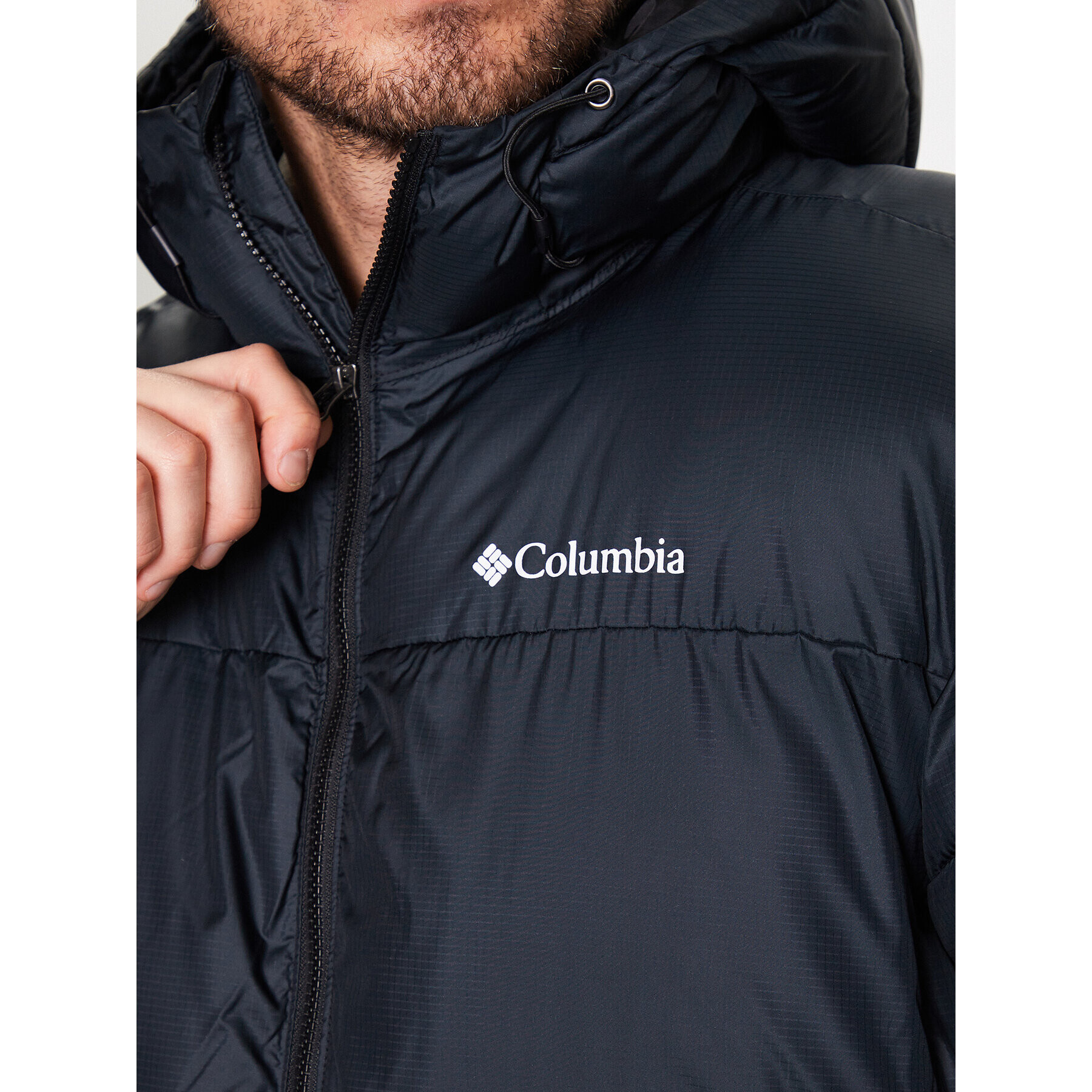 Columbia Vatovaná bunda Puffect 2008413 Černá Regular Fit - Pepit.cz