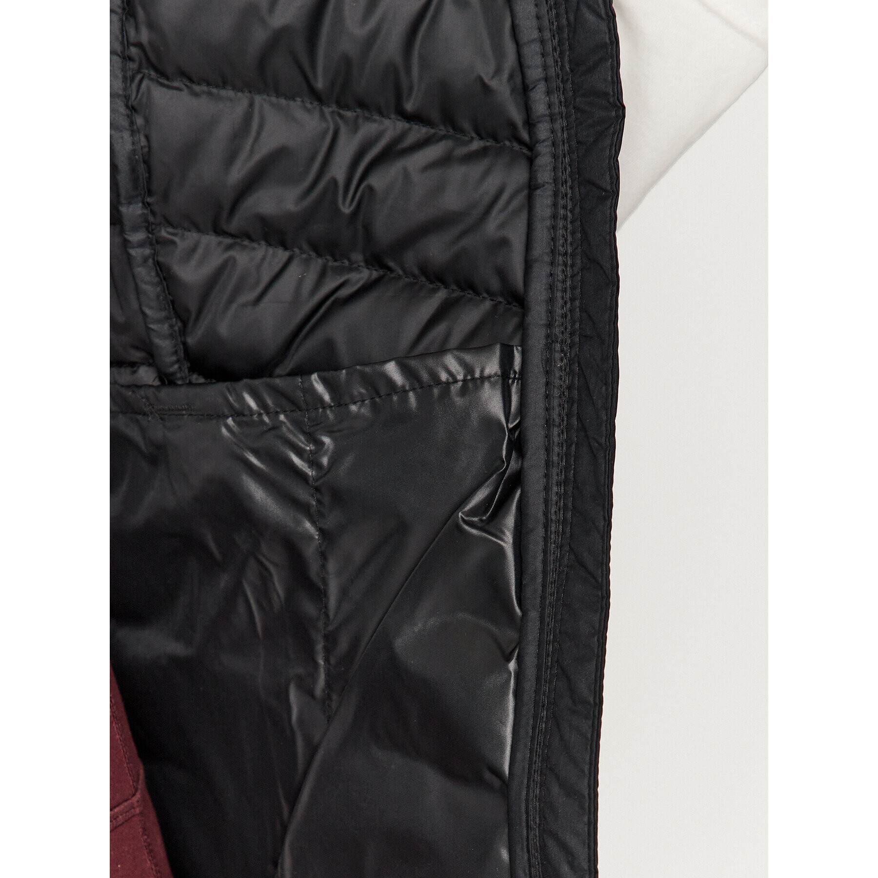 Columbia Vesta Westridge™ Down Vest Černá Regular Fit - Pepit.cz