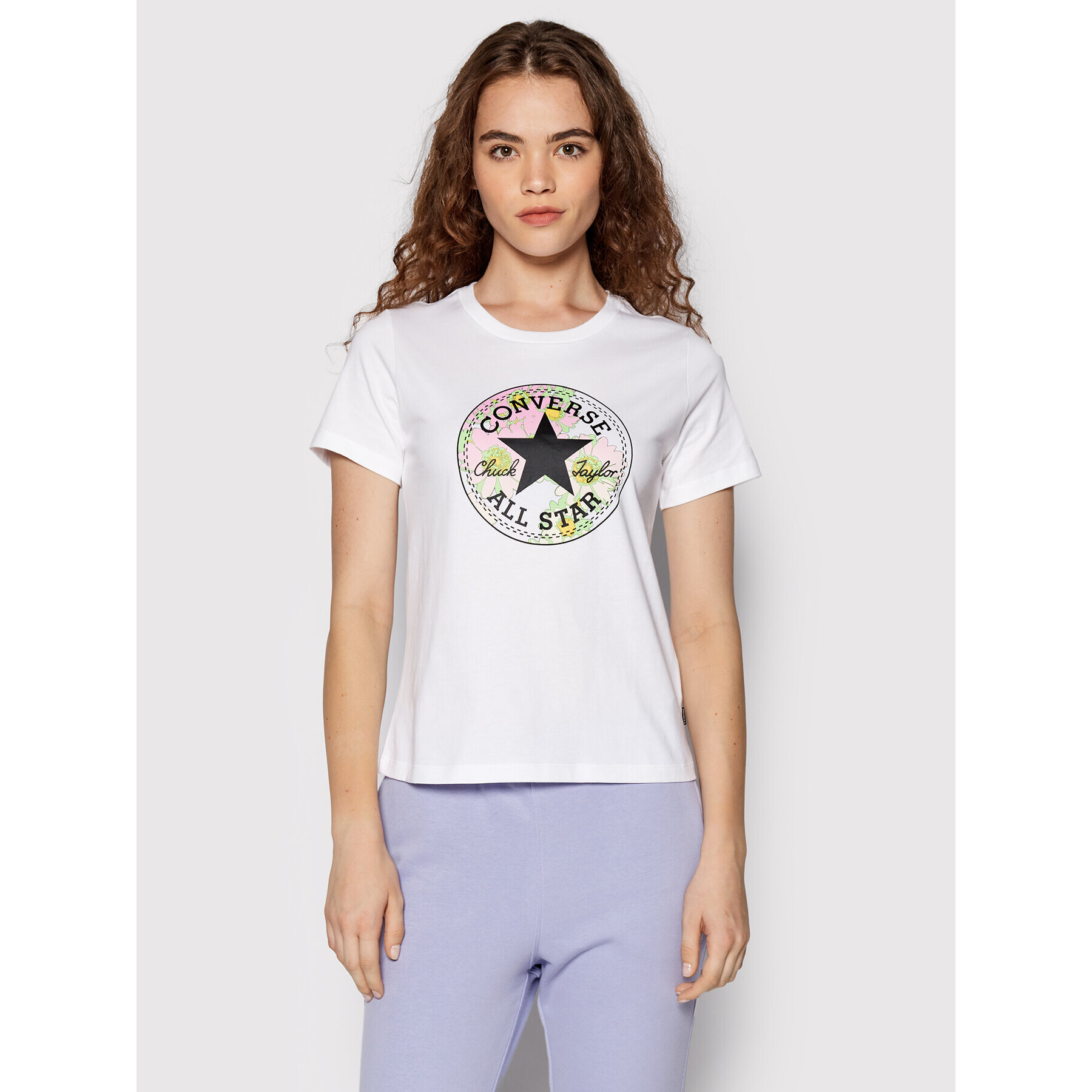 Converse T-Shirt Floral Print Patch 10023217-A02 Bílá Standard Fit - Pepit.cz