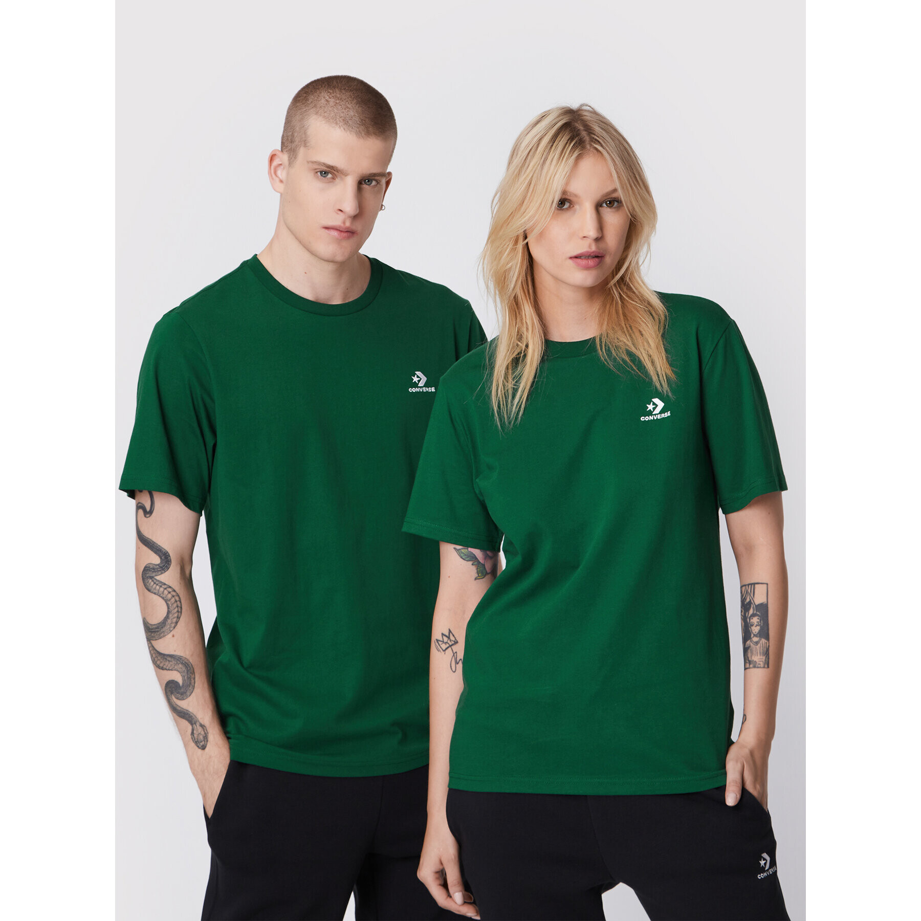 Converse T-Shirt Unisex Go-To 10023876-A03 Zelená Standard Fit - Pepit.cz