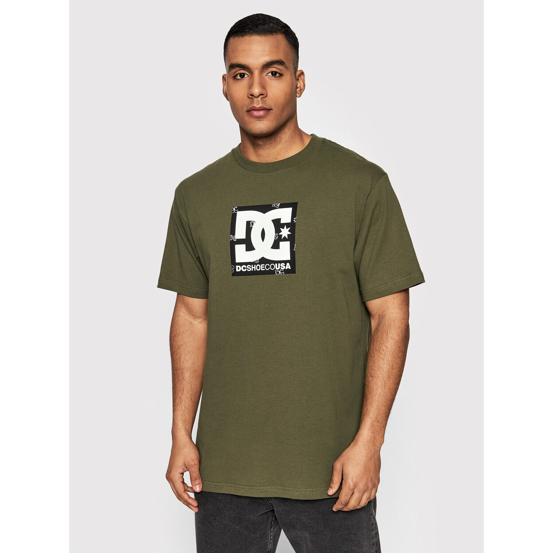 DC T-Shirt Square Star Fill ADYZT04987 Zelená Regular Fit - Pepit.cz