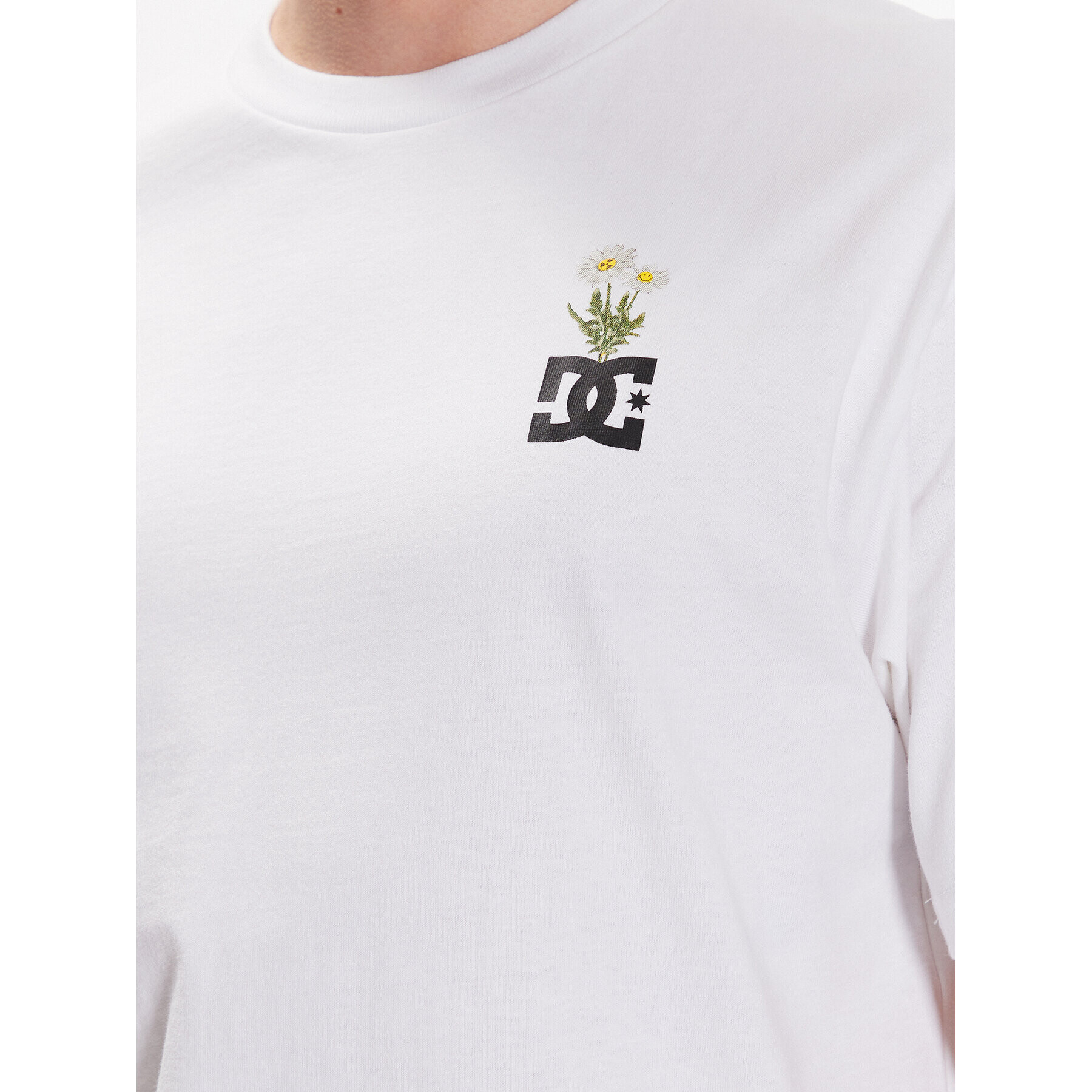 DC T-Shirt Too Serious ADYZT05239 Bílá Regular Fit - Pepit.cz