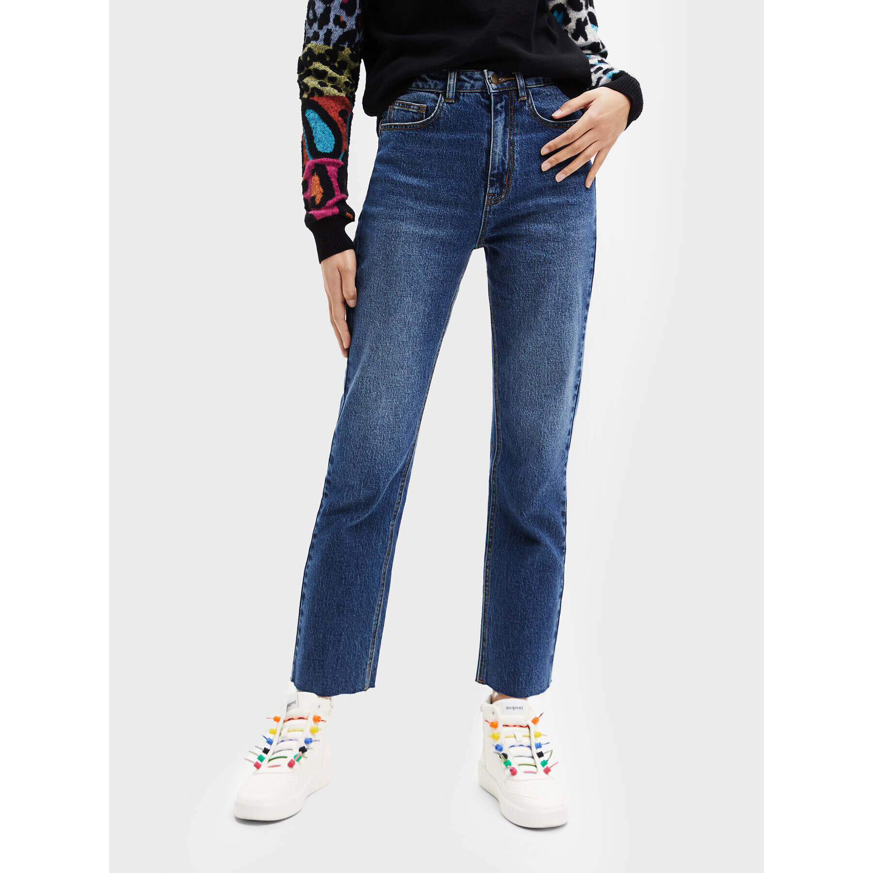 Desigual Jeansy Kerell 22WWDD26 Tmavomodrá Straight Fit - Pepit.cz