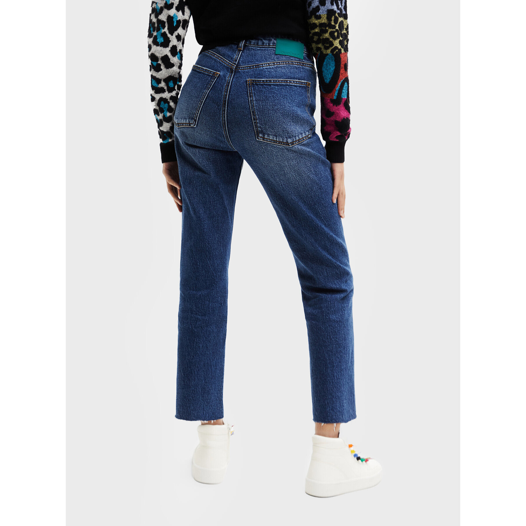 Desigual Jeansy Kerell 22WWDD26 Tmavomodrá Straight Fit - Pepit.cz