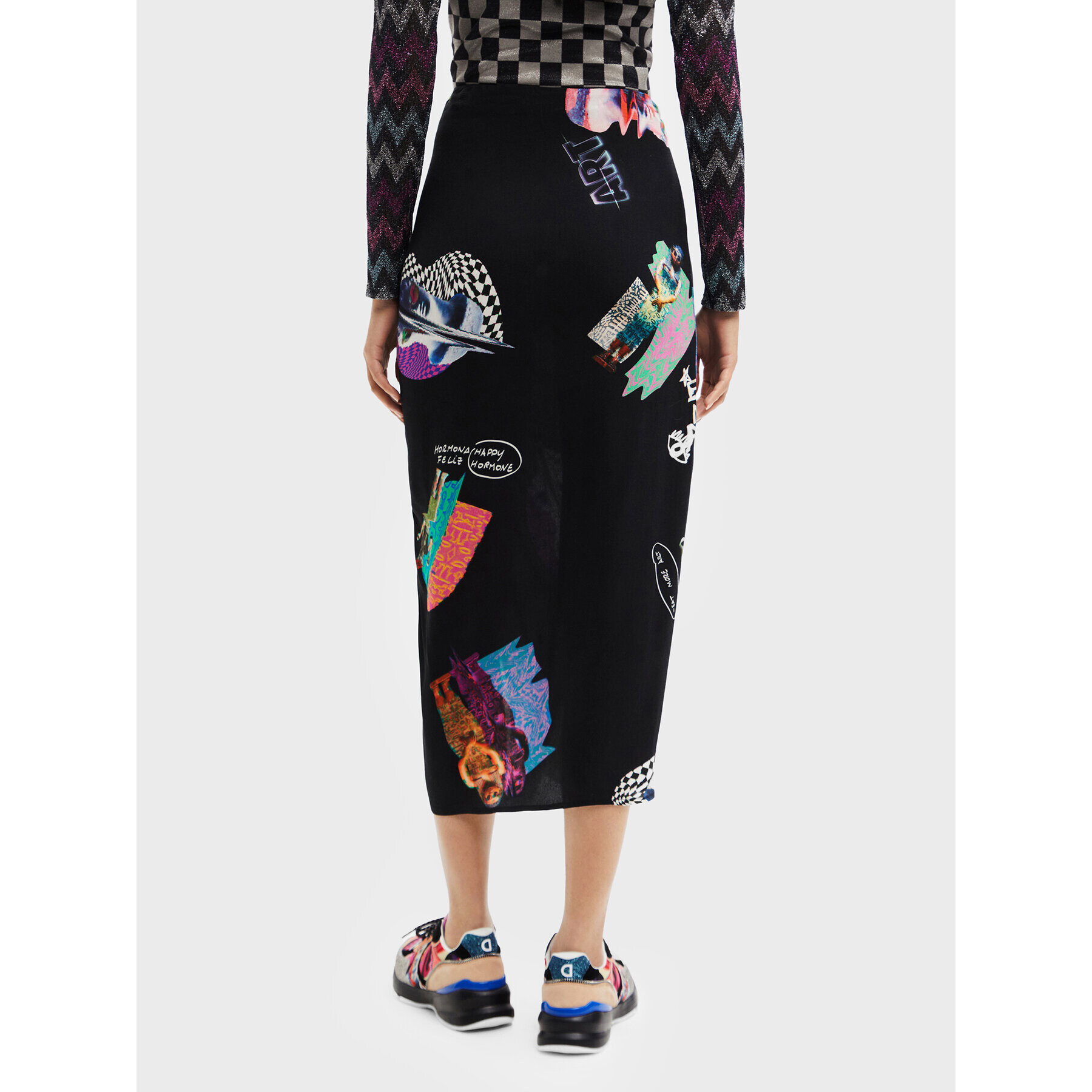 Desigual Midi sukně Collage 22WWFW17 Černá Slim Fit - Pepit.cz