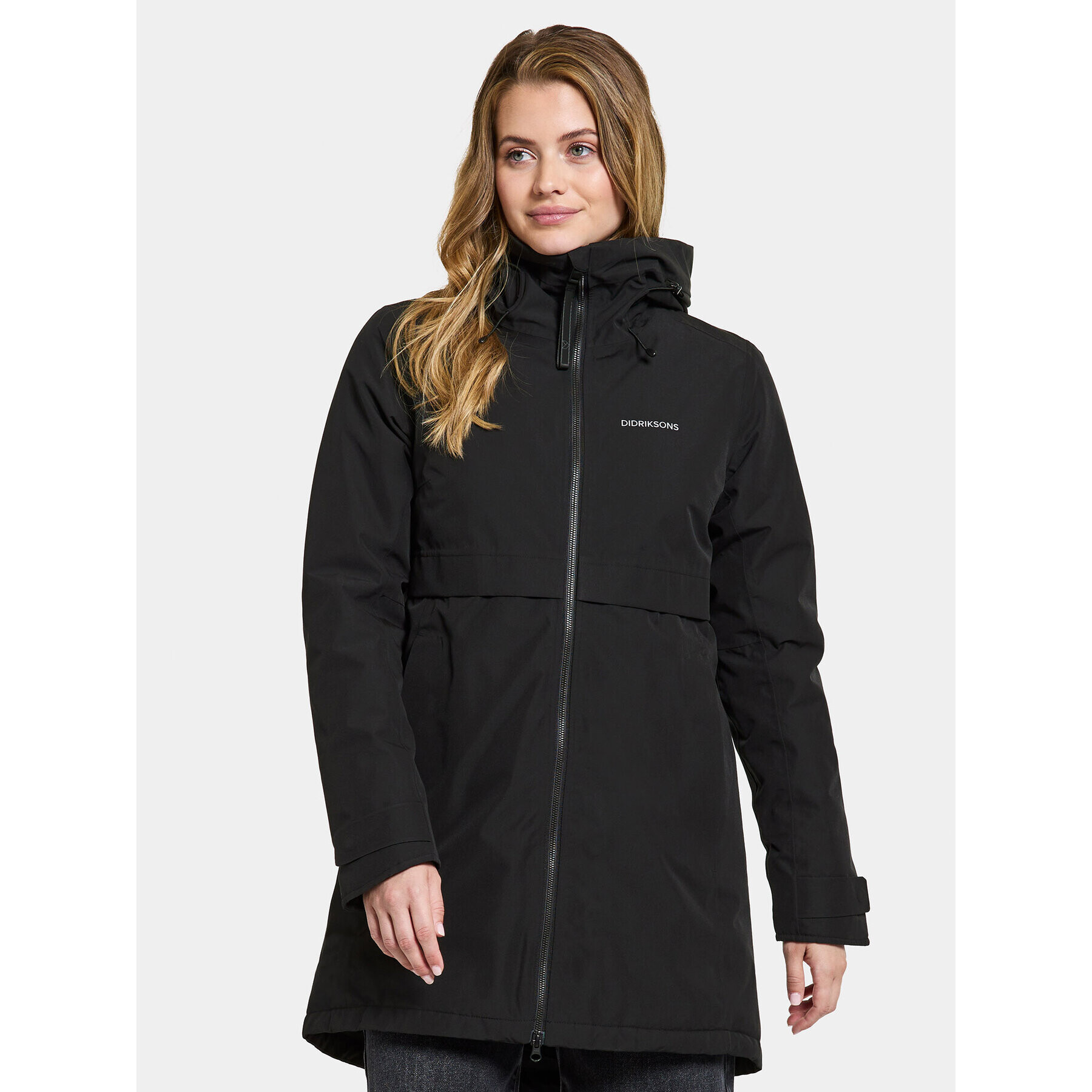 Didriksons Parka Helle Wns Parka 5 504301 Černá Regular Fit - Pepit.cz