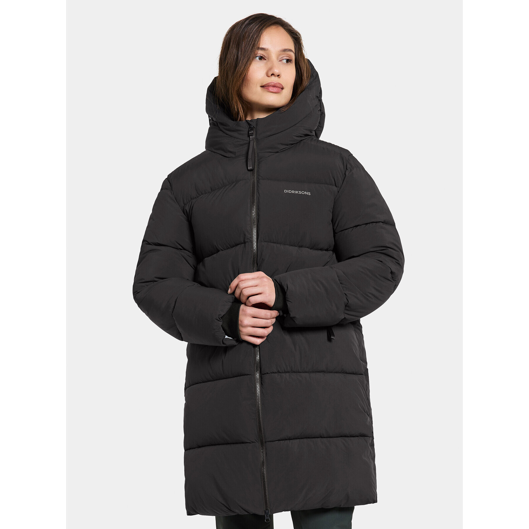 Didriksons Parka Nomi Wns Parka 3 504832 Černá Regular Fit - Pepit.cz