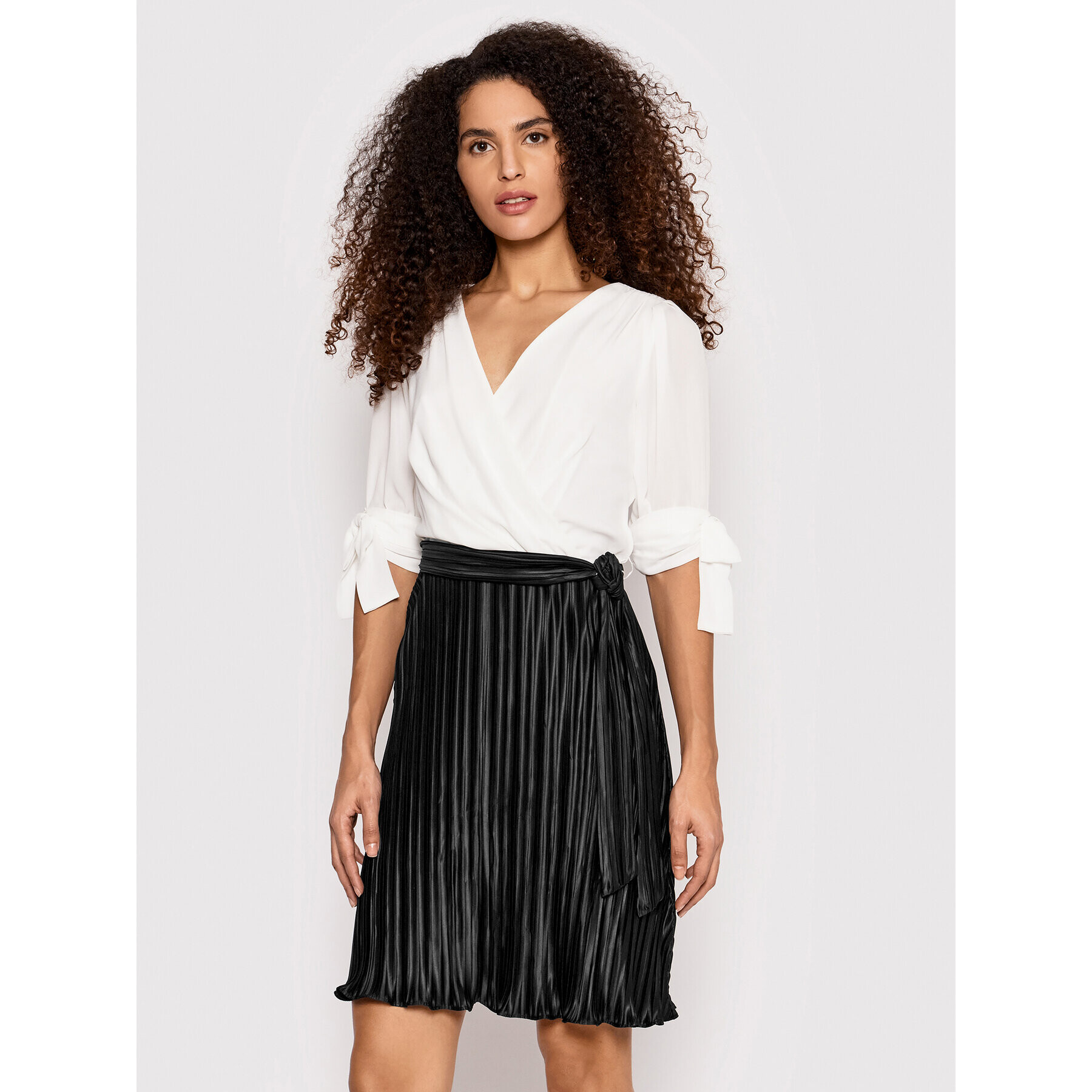 DKNY Koktejlové šaty DD1J3785 Černá Regular Fit - Pepit.cz