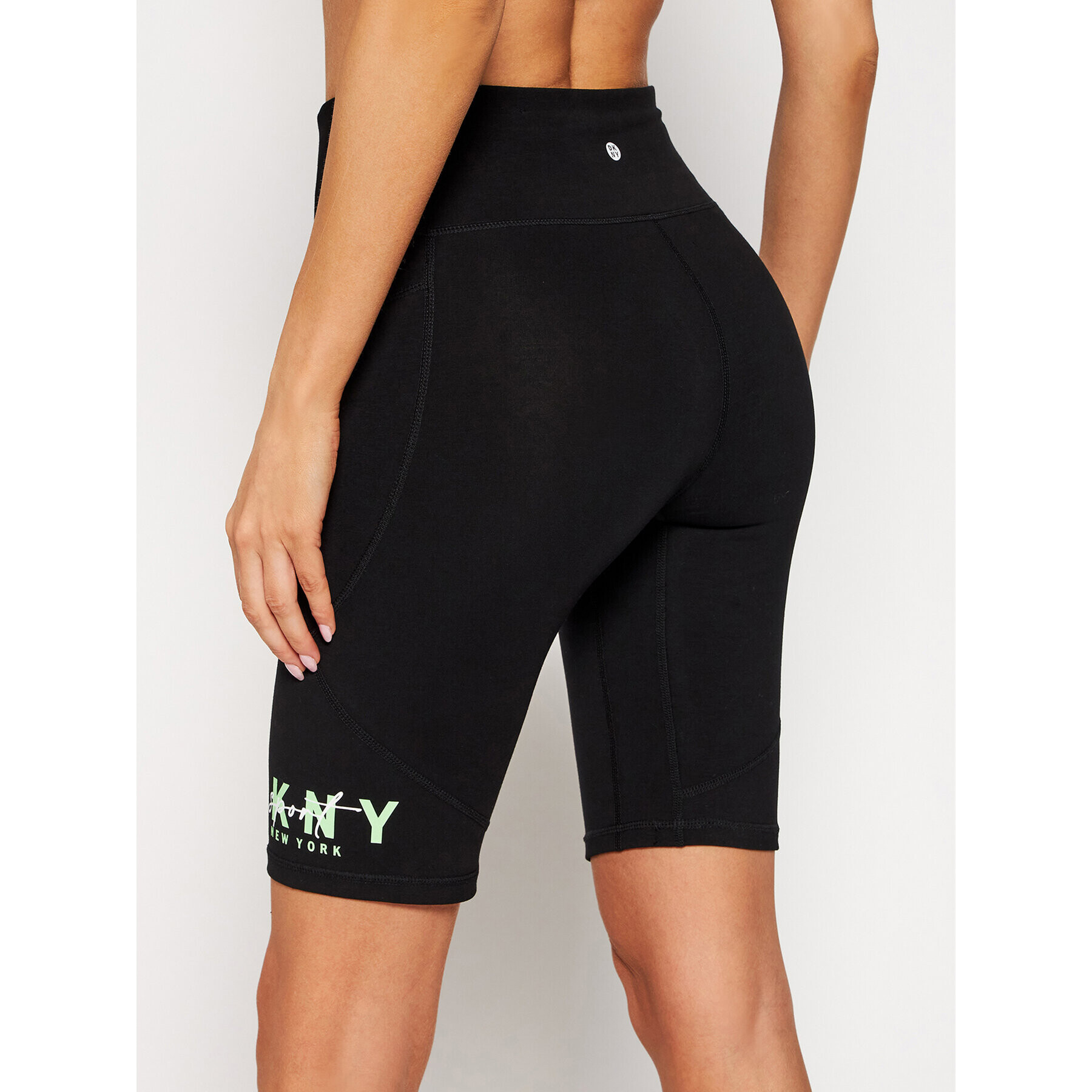 DKNY Sport Sportovní kraťasy DP0S4799 Černá Slim Fit - Pepit.cz