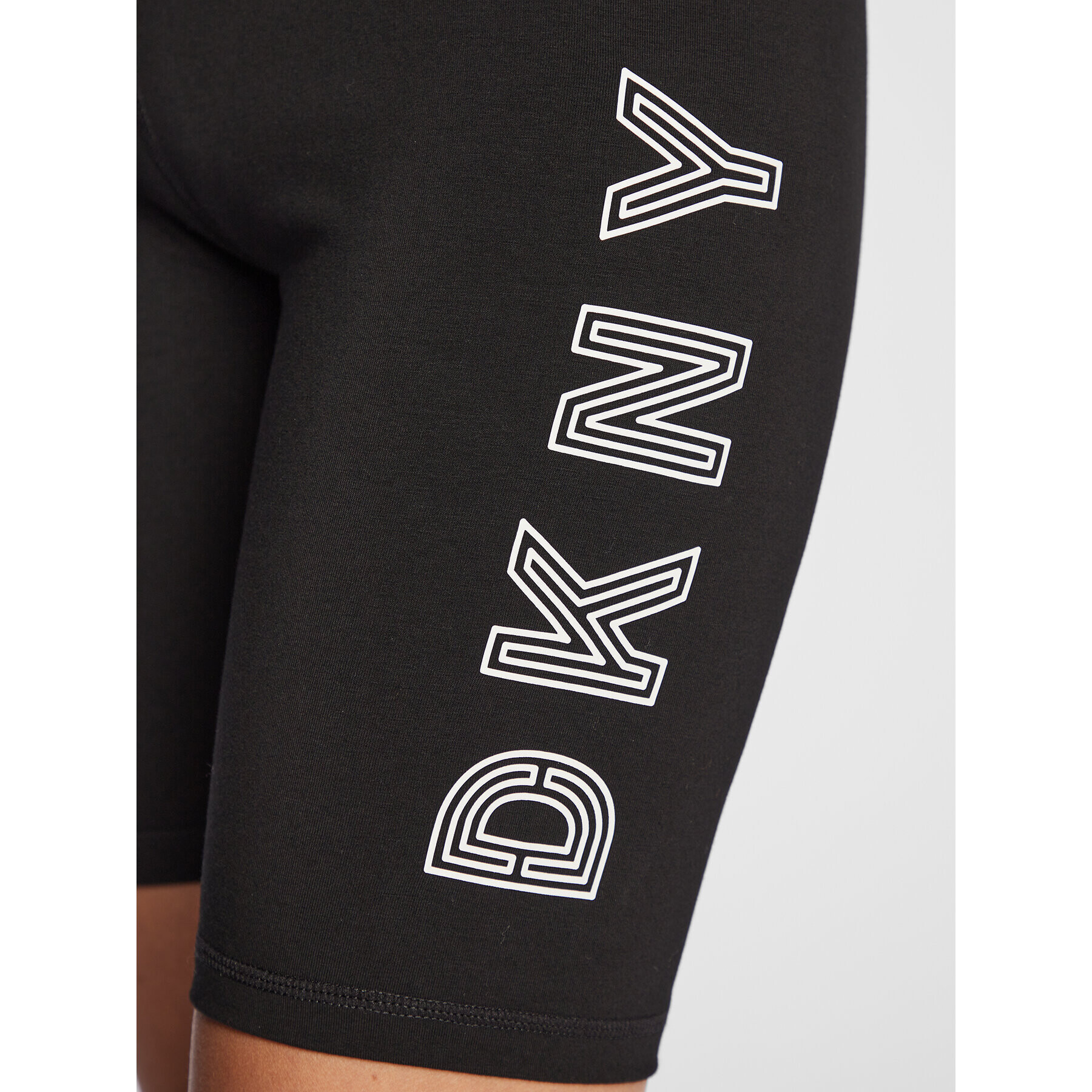 DKNY Sport Sportovní kraťasy DP1S4748 Černá Slim Fit - Pepit.cz