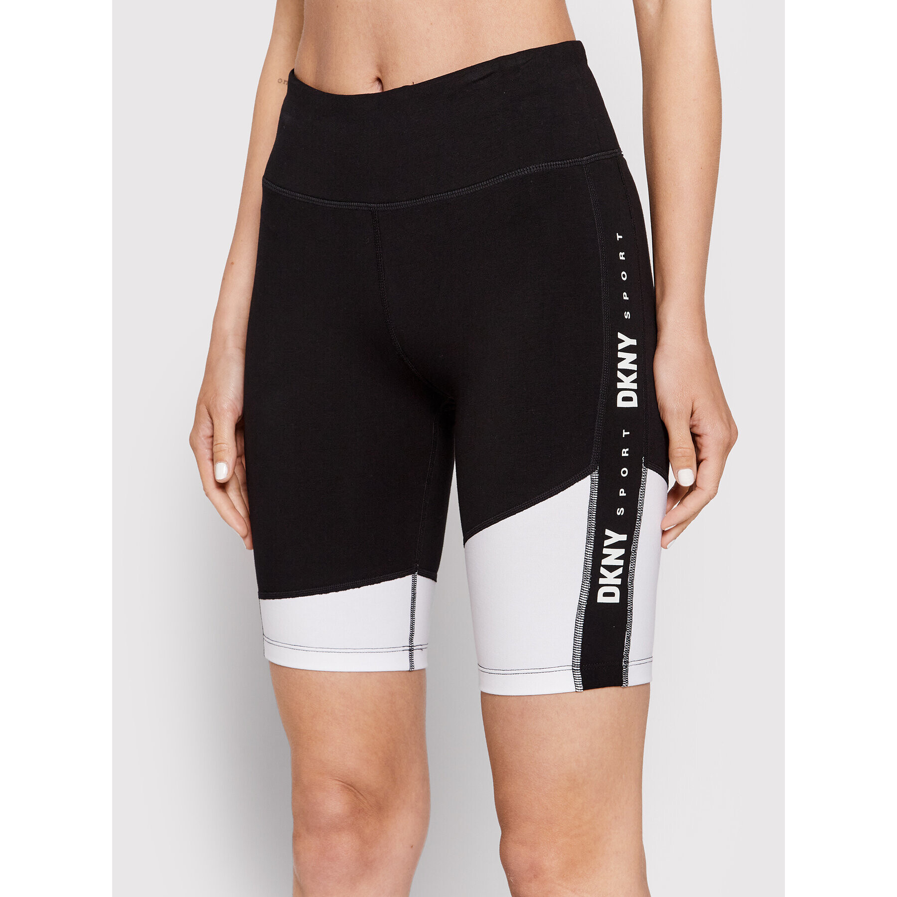 DKNY Sport Sportovní kraťasy DP2S5007 Černá Slim Fit - Pepit.cz