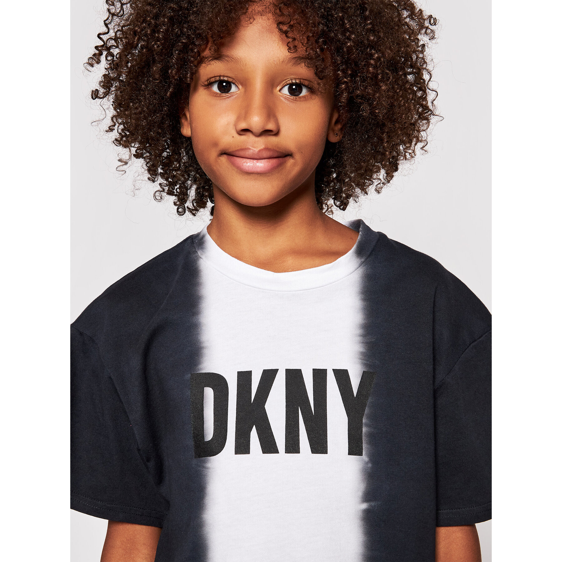 DKNY T-Shirt D35R31 S Černá Regular Fit - Pepit.cz