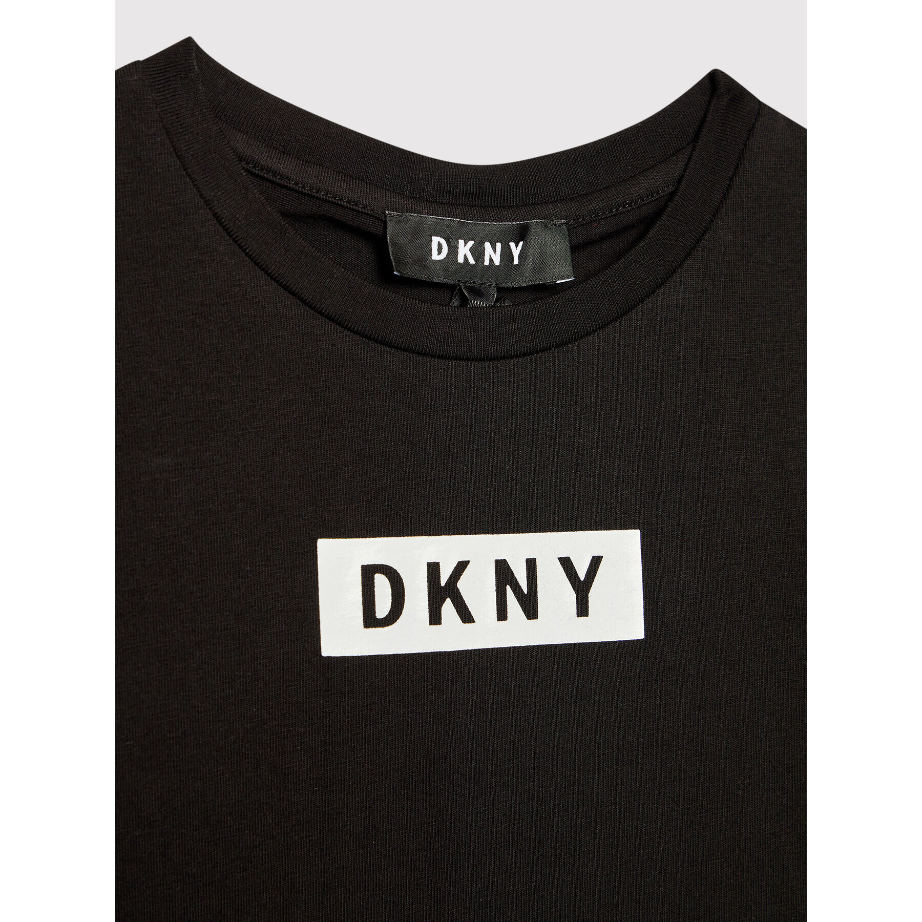 DKNY T-Shirt D35R93 M Černá Regular Fit - Pepit.cz