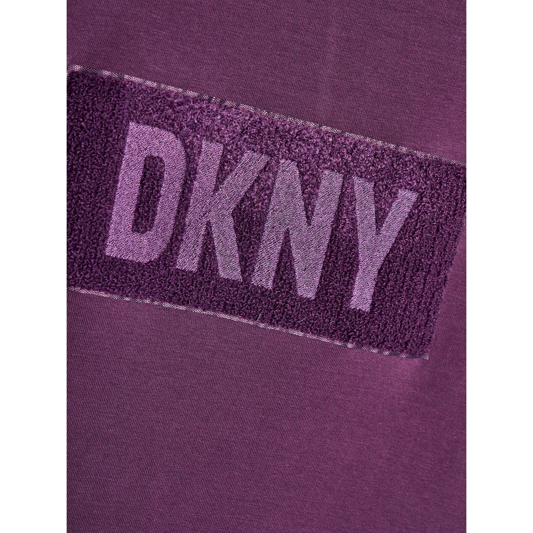 DKNY T-Shirt D35T02 D Fialová Regular Fit - Pepit.cz