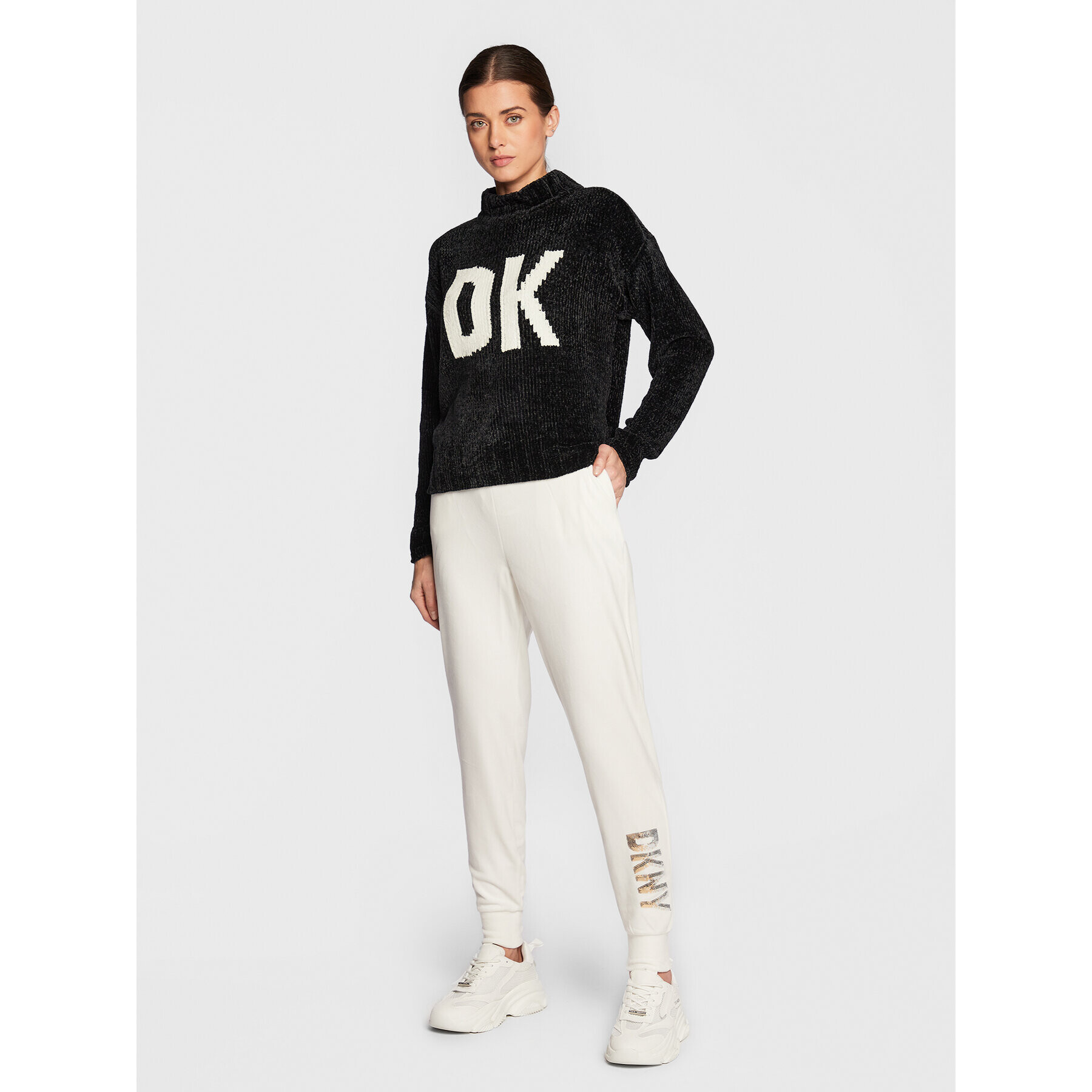 DKNY Teplákové kalhoty P2MF7OKO Bílá Regular Fit - Pepit.cz