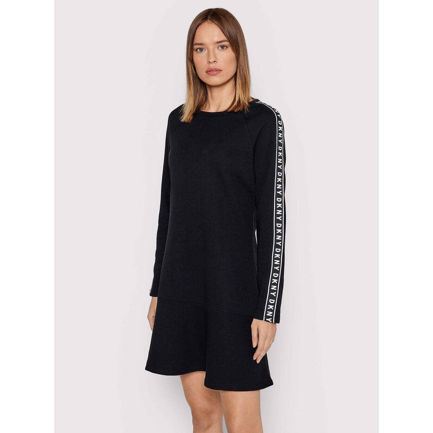 DKNY Úpletové šaty DD1GD244 Černá Relaxed Fit - Pepit.cz