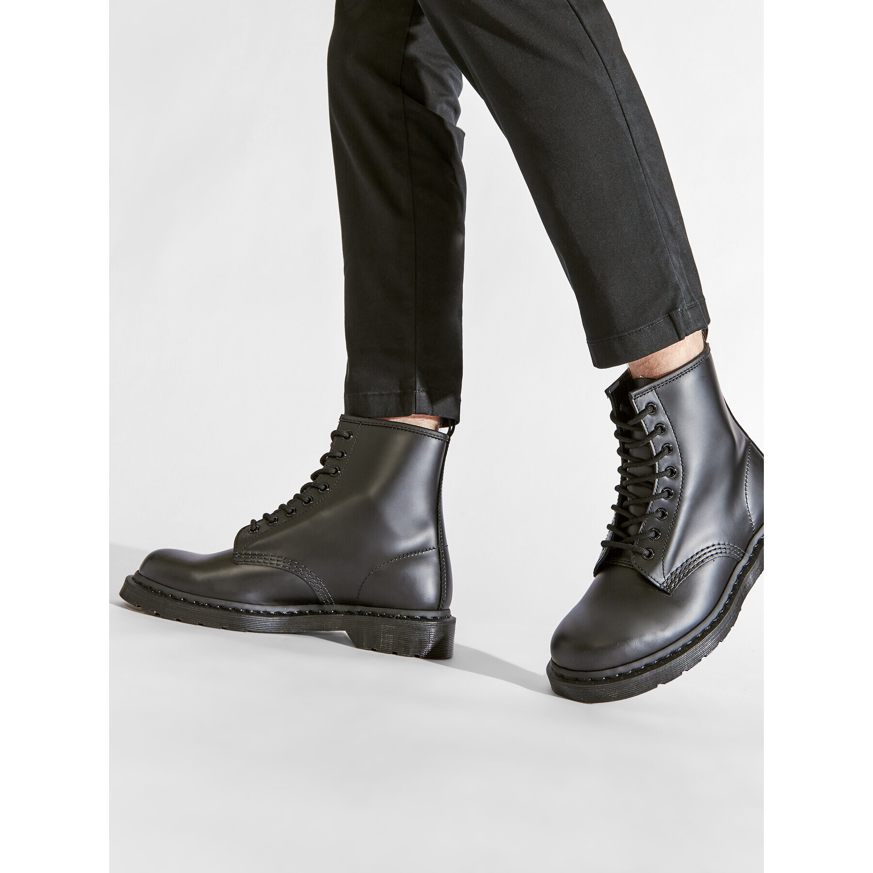 Dr. Martens Glády 1460 Mono 14353001 Černá - Pepit.cz