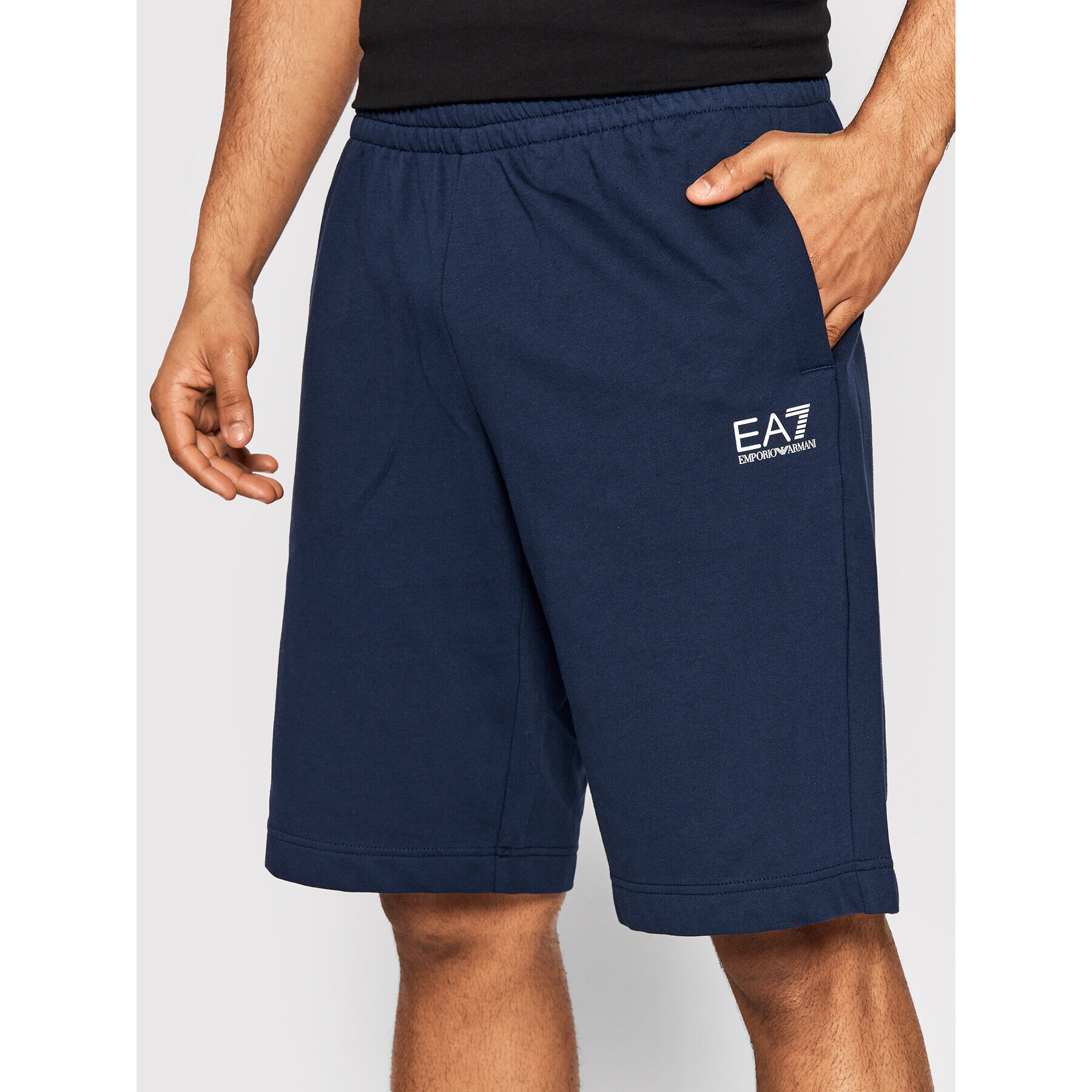 EA7 Emporio Armani Sportovní kraťasy 3LPS64 PJFGZ 1554 Tmavomodrá Regular Fit - Pepit.cz