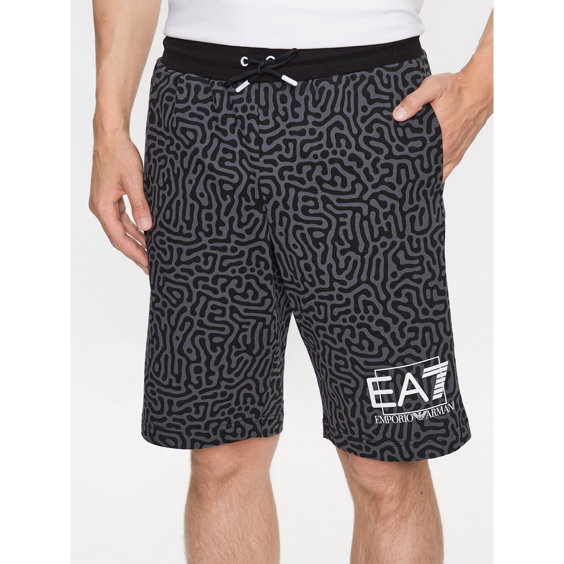 EA7 Emporio Armani Sportovní kraťasy 3RPS53 PJ05Z 2224 Černá Regular Fit - Pepit.cz