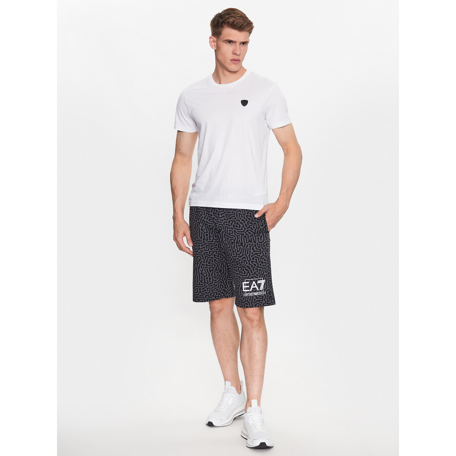 EA7 Emporio Armani Sportovní kraťasy 3RPS53 PJ05Z 2224 Černá Regular Fit - Pepit.cz