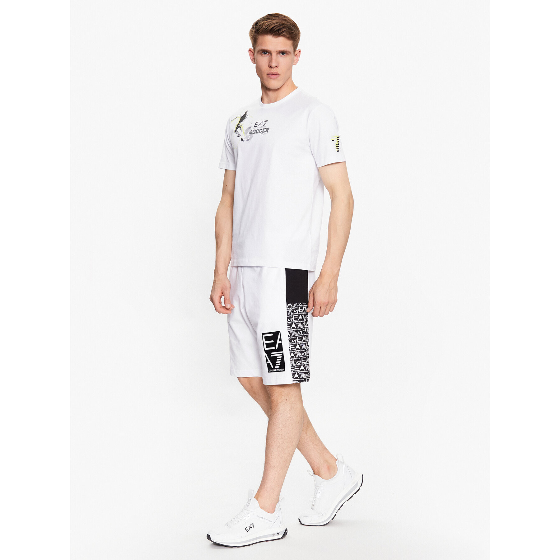 EA7 Emporio Armani Sportovní kraťasy 3RPS62 PJ05Z 1100 Bílá Regular Fit - Pepit.cz