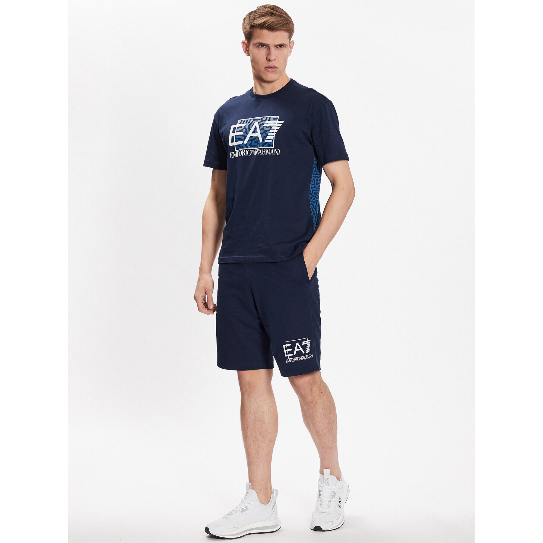 EA7 Emporio Armani Sportovní kraťasy 3RPS63 PJ05Z 1554 Tmavomodrá Regular Fit - Pepit.cz