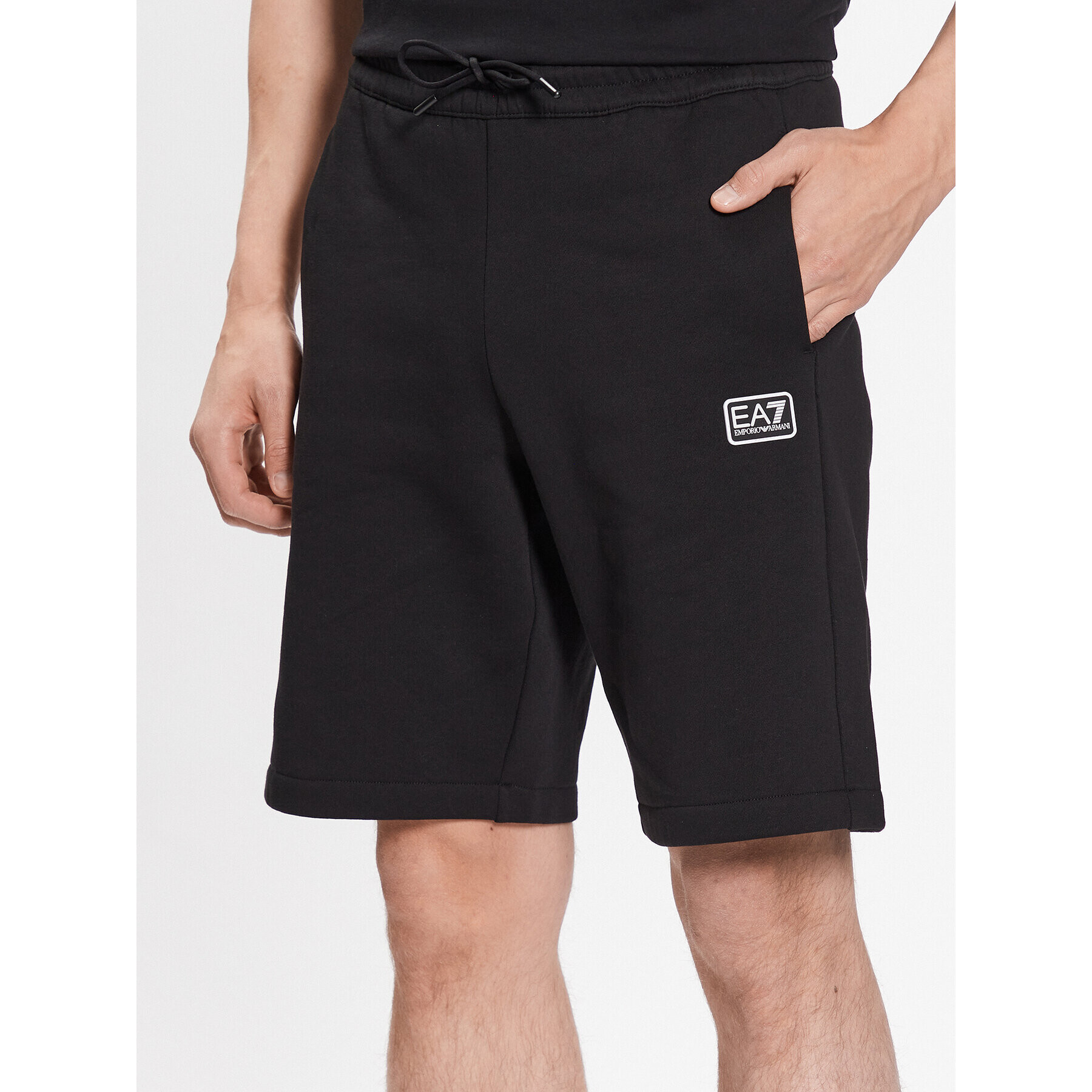 EA7 Emporio Armani Sportovní kraťasy 3RPS74 PJ07Z 1200 Černá Regular Fit - Pepit.cz