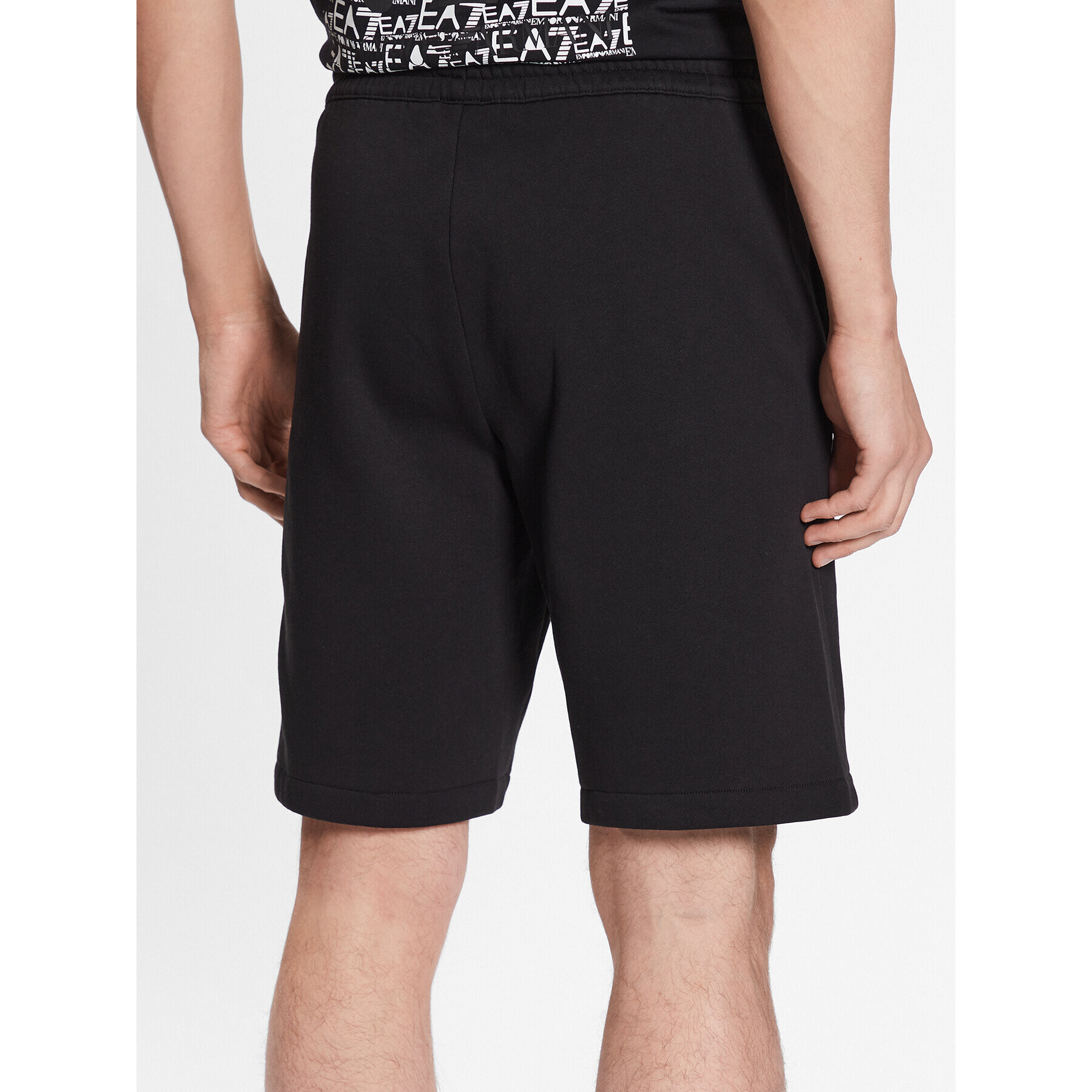 EA7 Emporio Armani Sportovní kraťasy 3RPS74 PJ07Z 1200 Černá Regular Fit - Pepit.cz